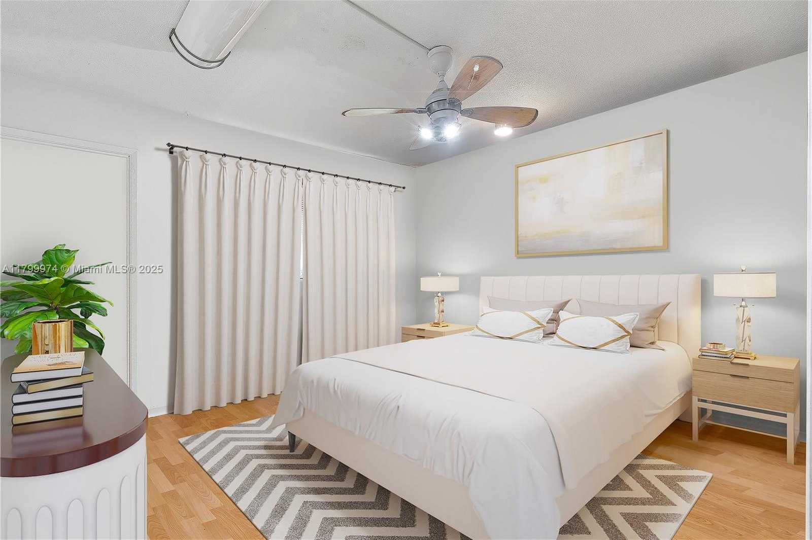 Small Image of 4800 HILLCREST LN #503, Hollywood Number 20
