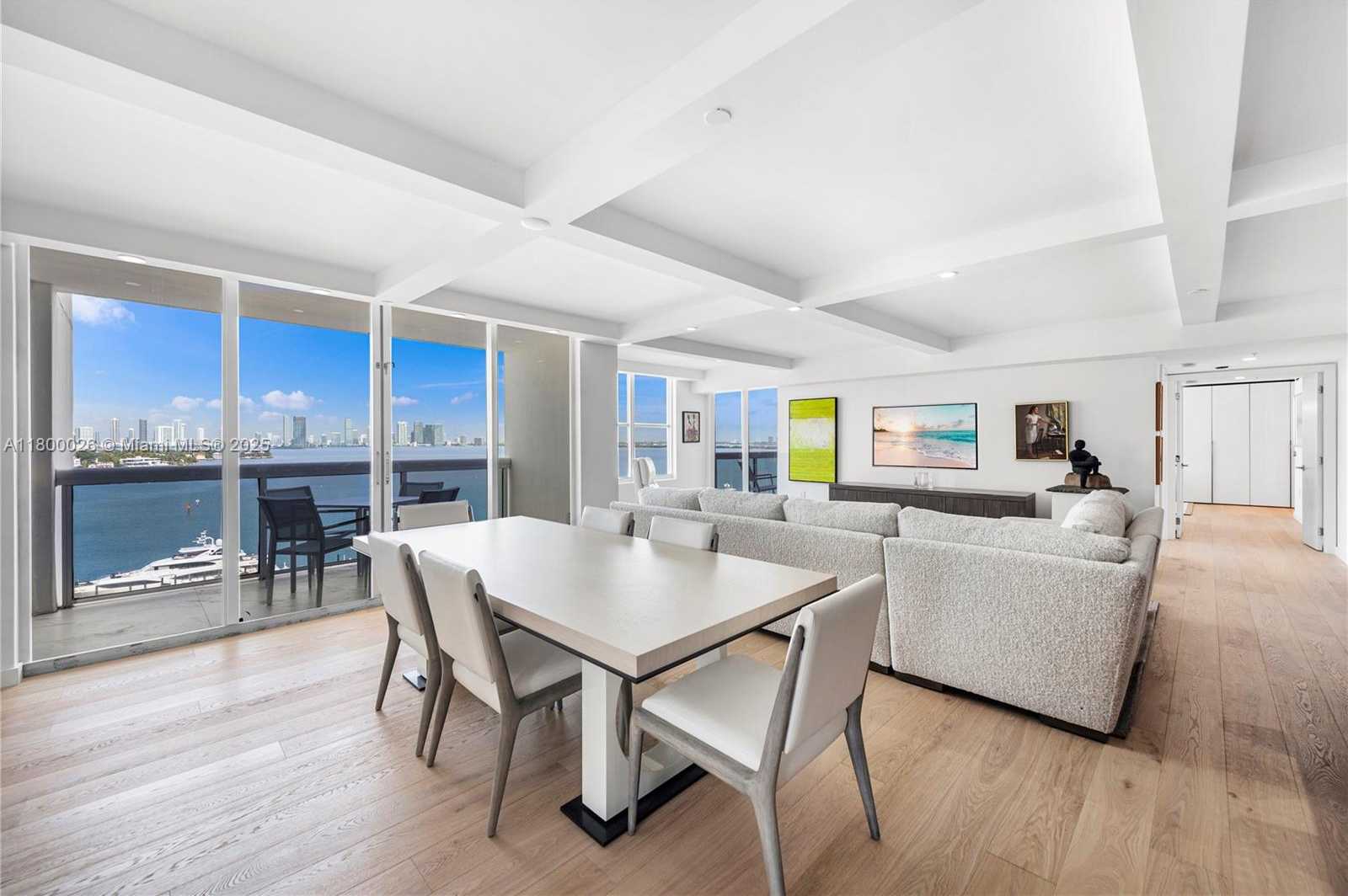 Small Image of 1800 SUNSET HARBOUR DR 1202/4 DR #1202/4, Miami Beach Number 2
