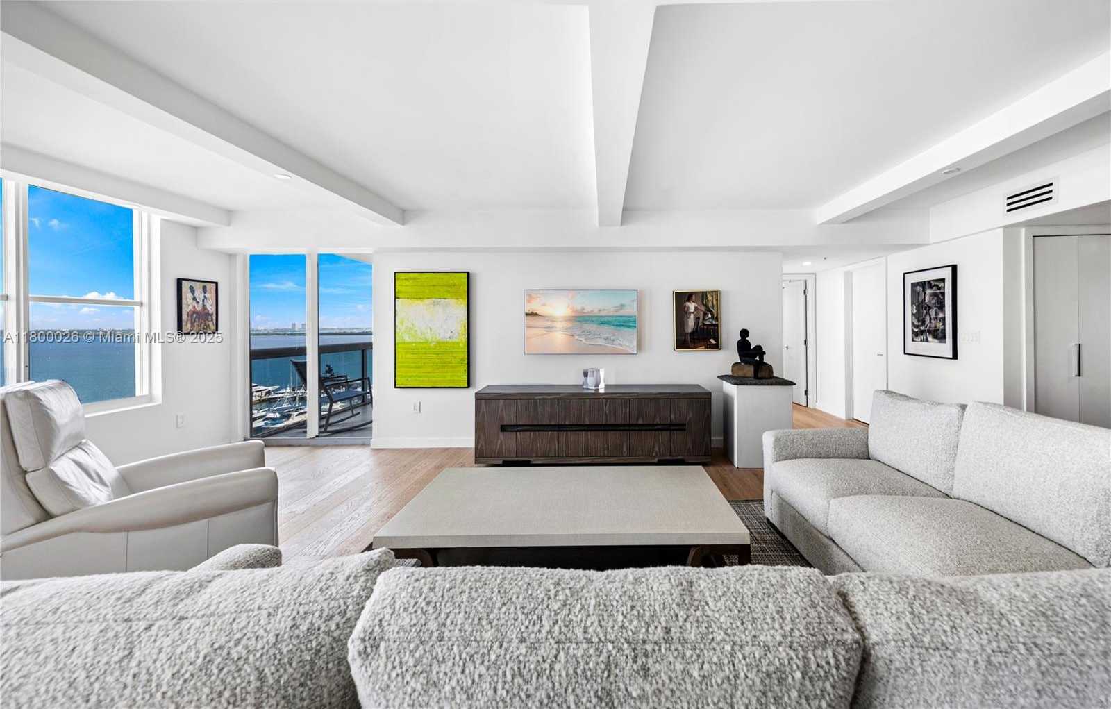 Small Image of 1800 SUNSET HARBOUR DR 1202/4 DR #1202/4, Miami Beach Number 3