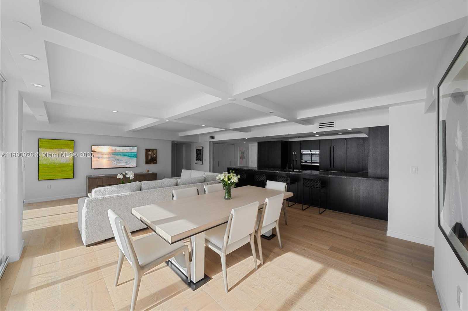 Small Image of 1800 SUNSET HARBOUR DR 1202/4 DR #1202/4, Miami Beach Number 4