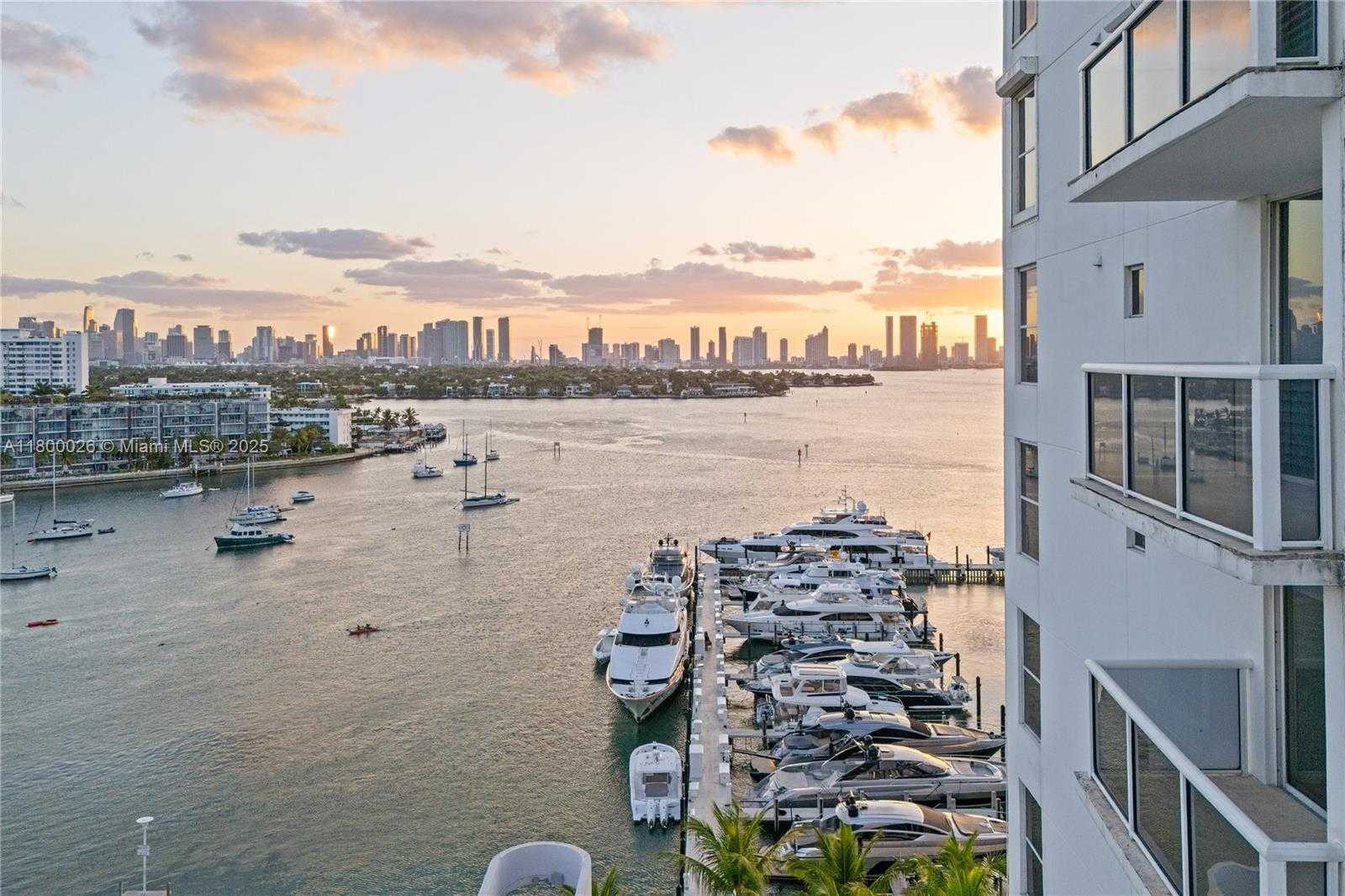 Small Image of 1800 SUNSET HARBOUR DR 1202/4 DR #1202/4, Miami Beach Number 47