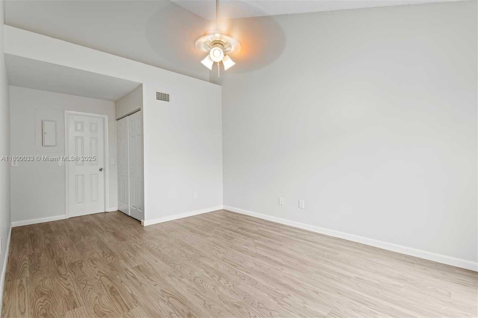 Small Image of 4159 PALM BAY CIR #A, West Palm Beach Number 6