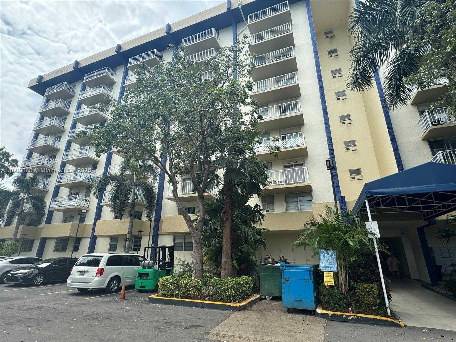 Small Image of 801 NORTH WEST 47 AVE #503W, Miami Number 9