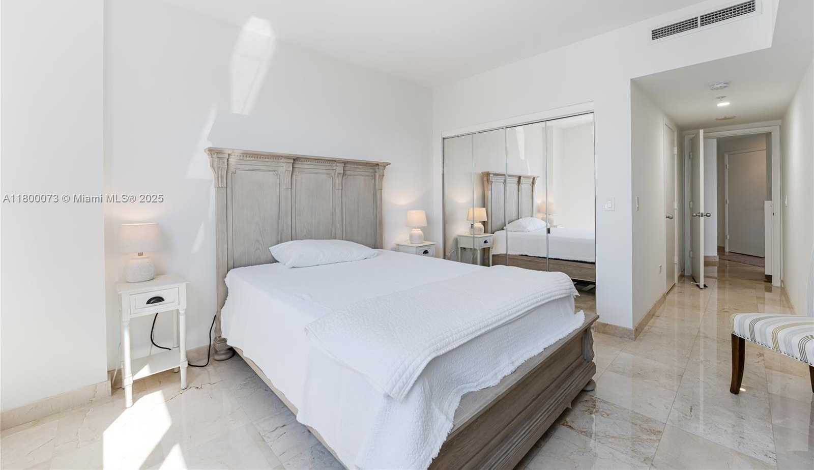 Small Image of 801 BRICKELL KEY BLVD #1911, Miami Number 14