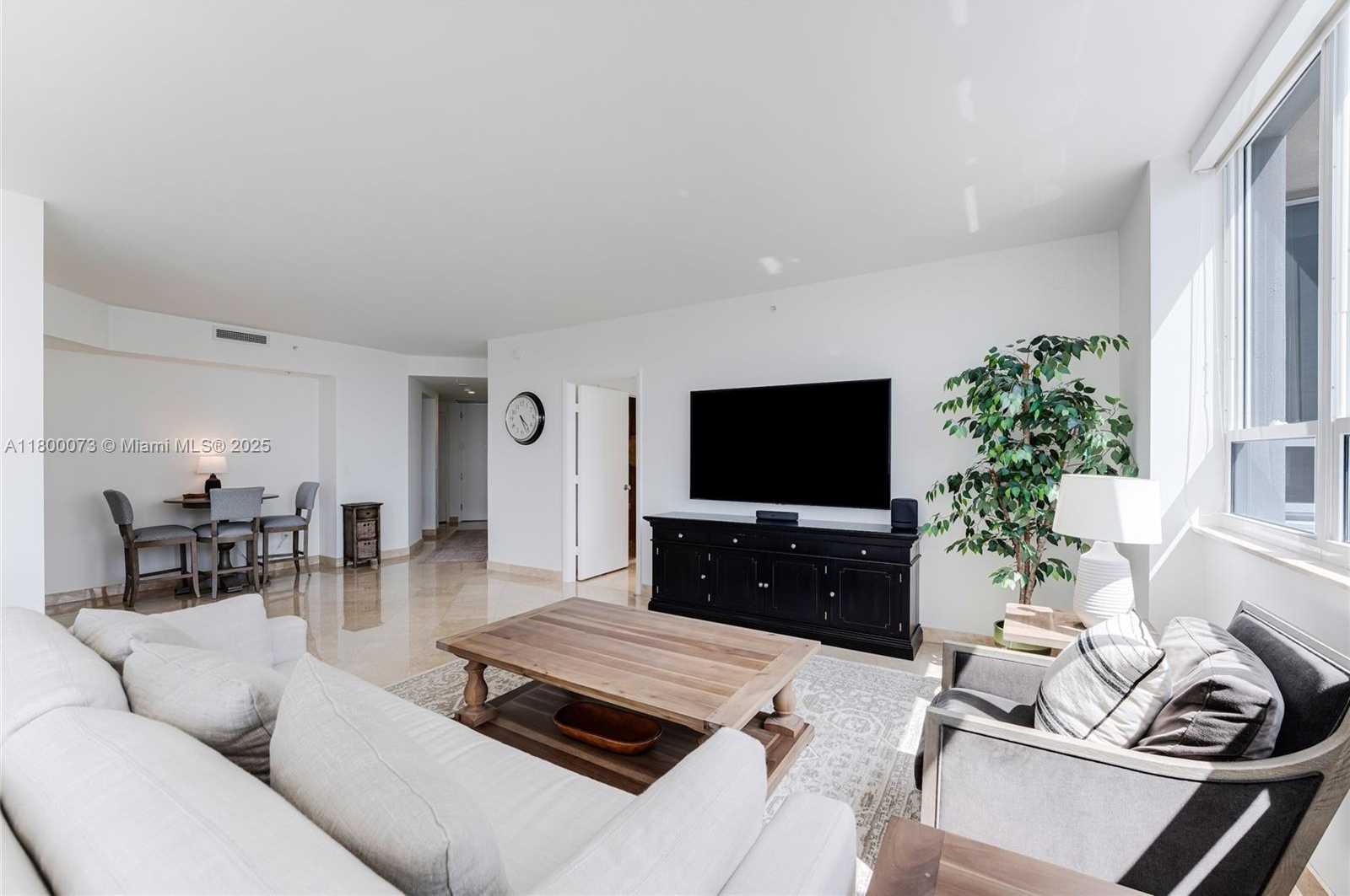 Small Image of 801 BRICKELL KEY BLVD #1911, Miami Number 6