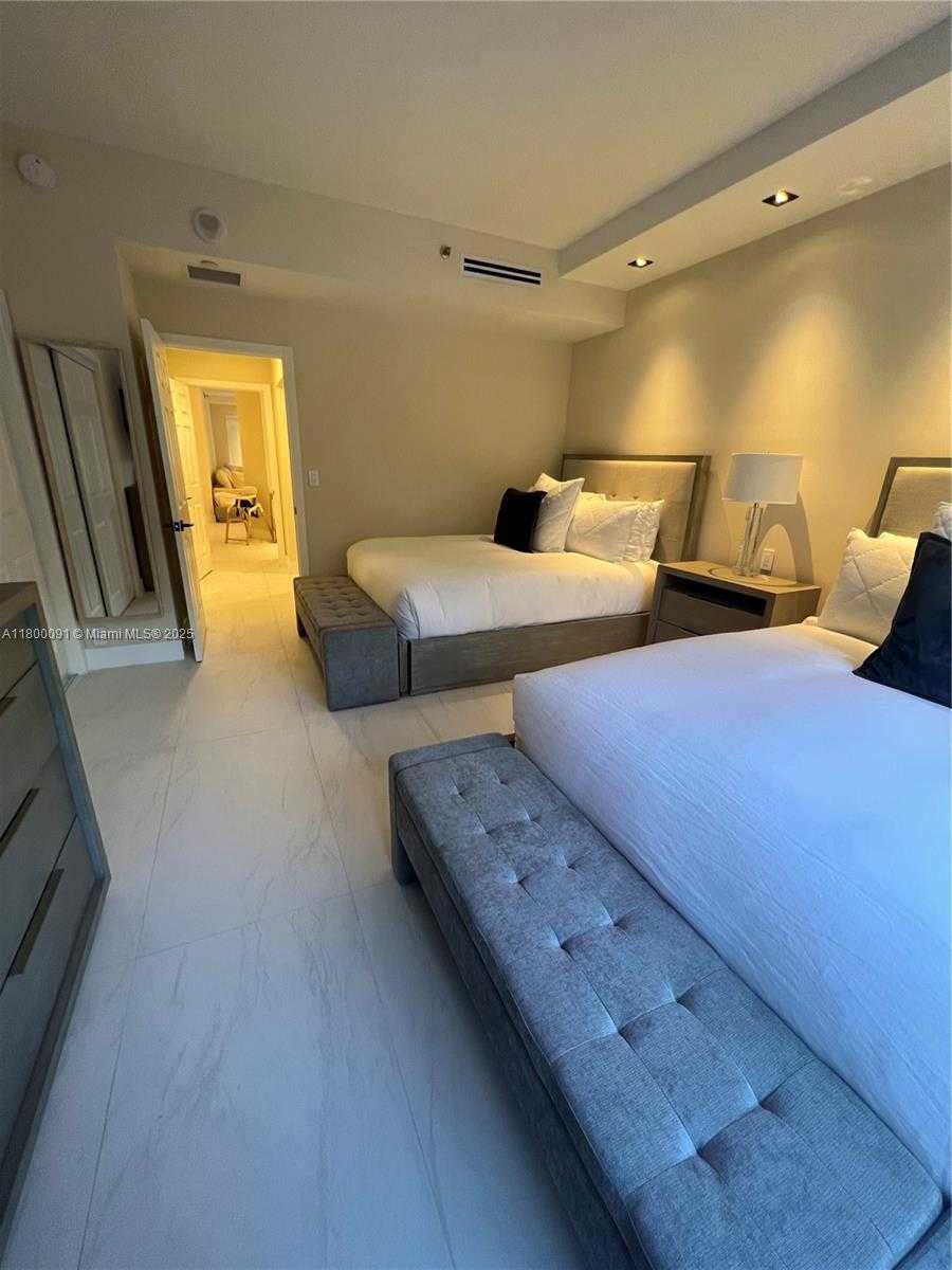 Small Image of 3900 ISLAND BLVD #B308, Aventura Number 27