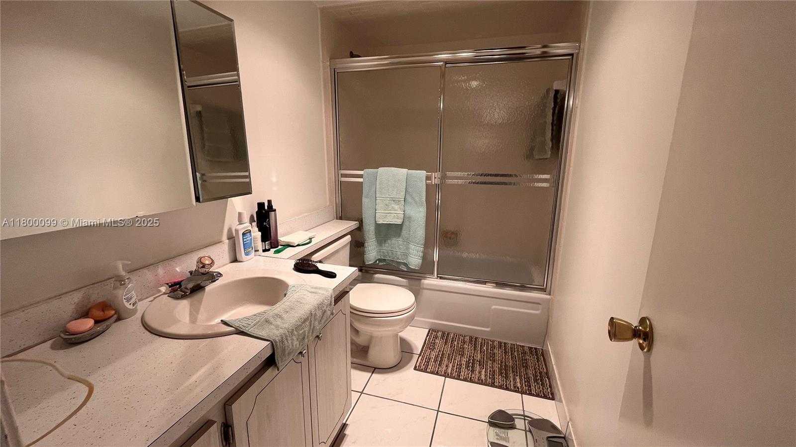 Small Image of 610 NORTH EAST 12TH AVE #102, Hallandale Beach Number 7