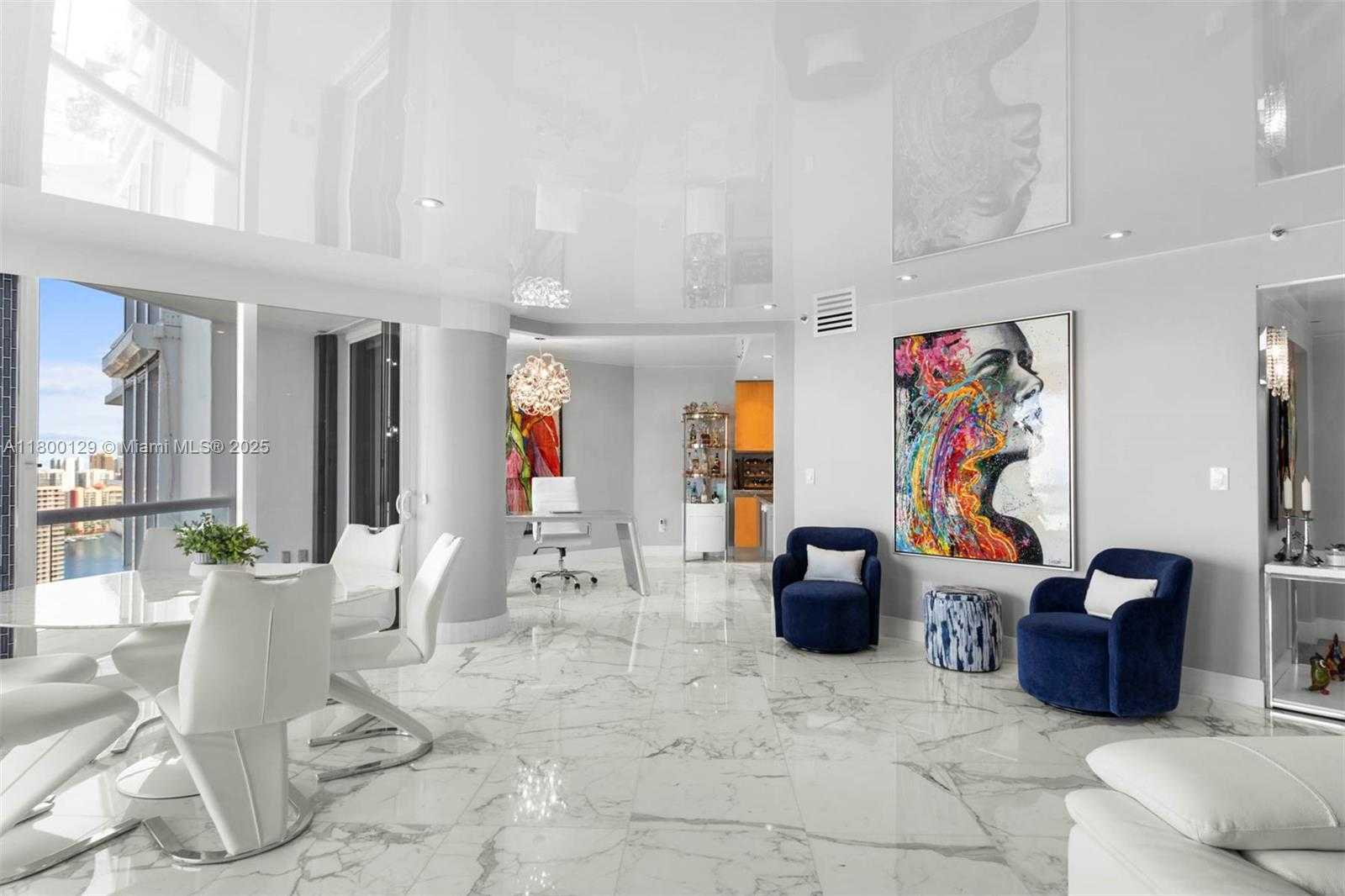 Small Image of 2600 ISLAND BLVD #2603, Aventura Number 10