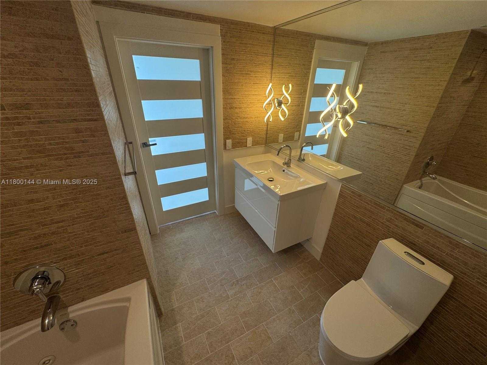 Small Image of 50 BISCAYNE BLVD #504, Miami Number 20