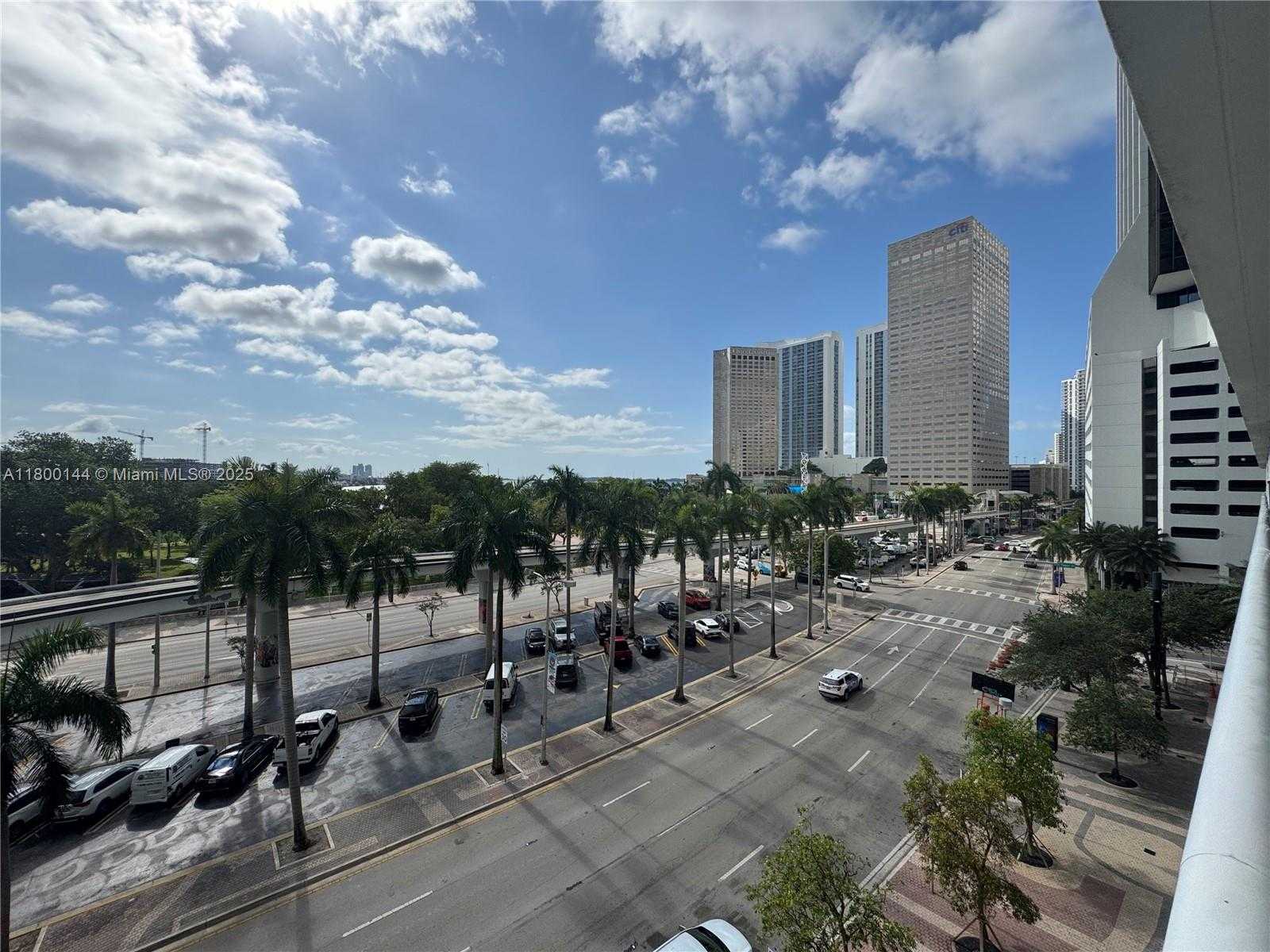 Small Image of 50 BISCAYNE BLVD #504, Miami Number 28