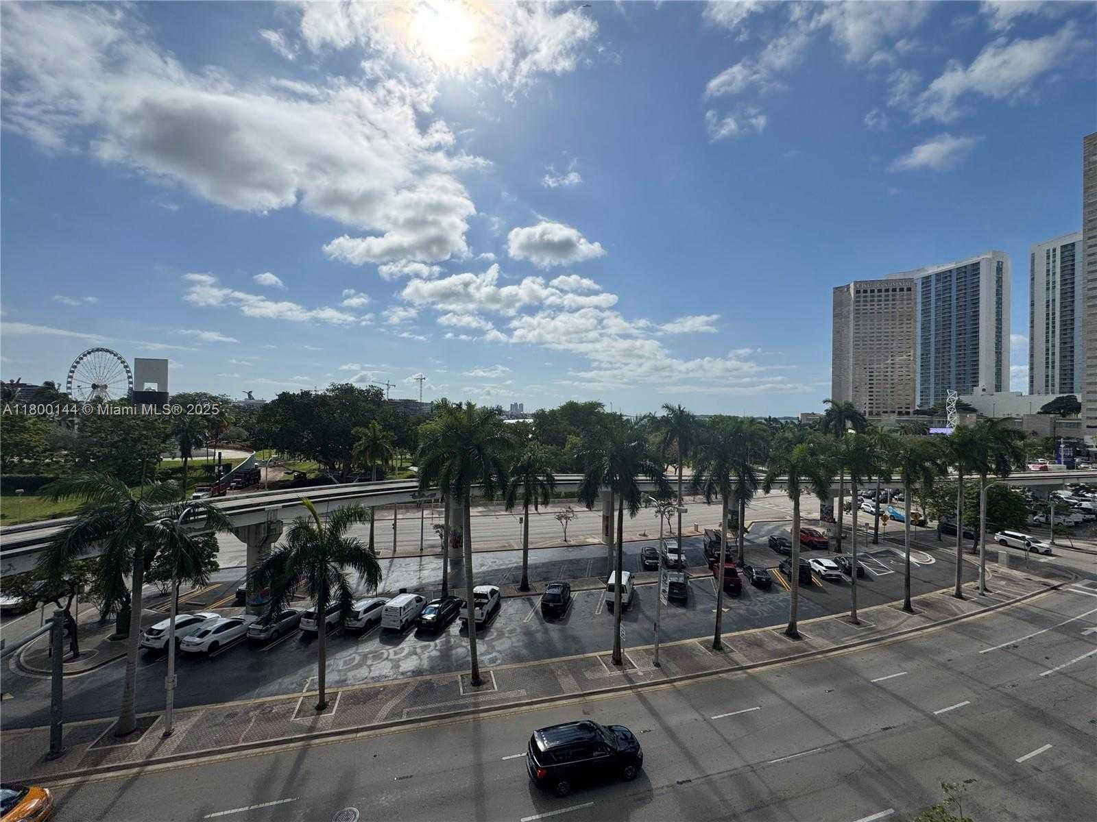 Small Image of 50 BISCAYNE BLVD #504, Miami Number 29