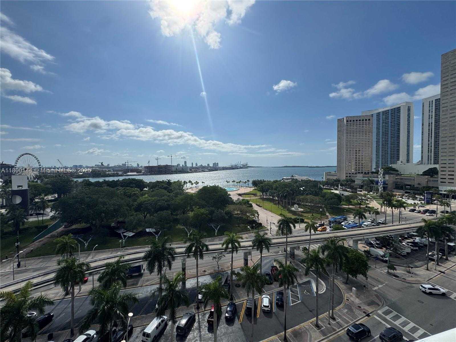 Small Image of 50 BISCAYNE BLVD #504, Miami Number 34