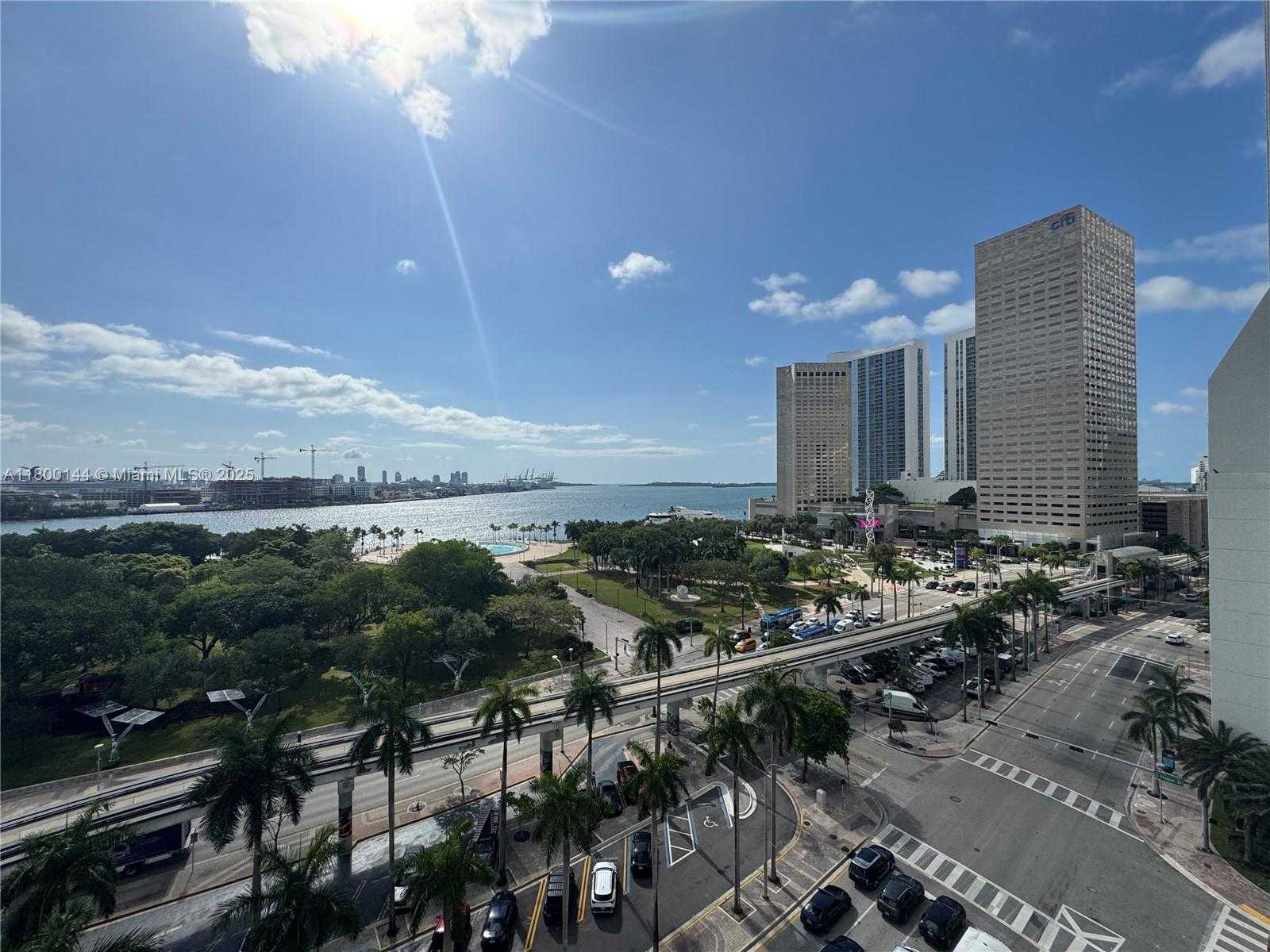 Small Image of 50 BISCAYNE BLVD #504, Miami Number 36