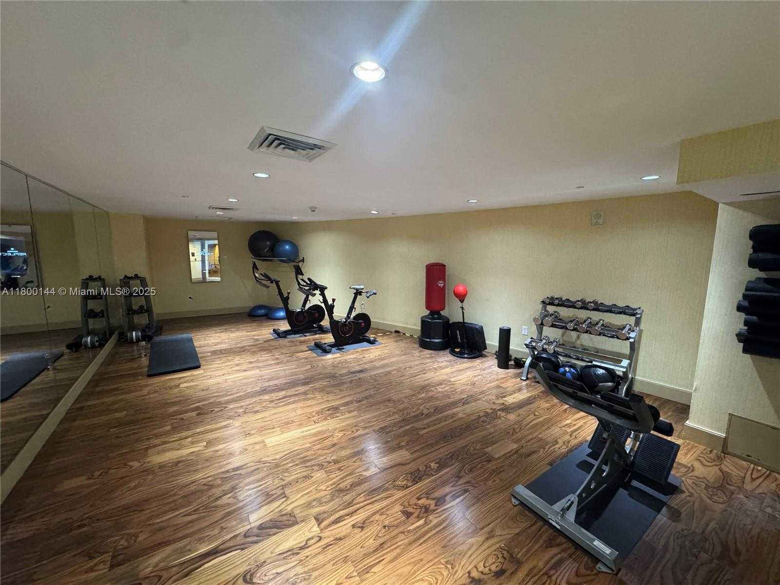 Small Image of 50 BISCAYNE BLVD #504, Miami Number 45