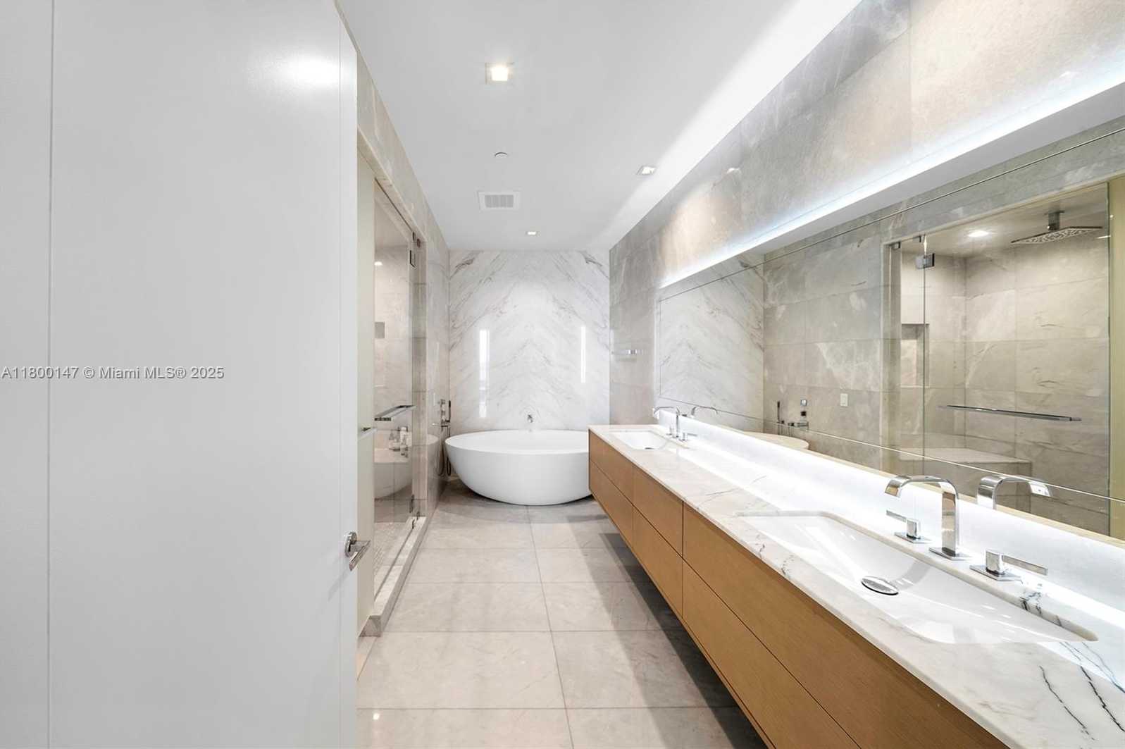 Small Image of 18501 COLLINS AVE #501, Sunny Isles Beach Number 29