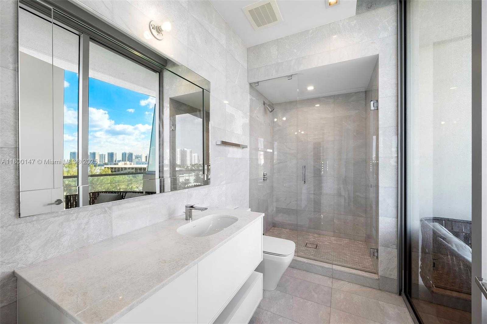 Small Image of 18501 COLLINS AVE #501, Sunny Isles Beach Number 53