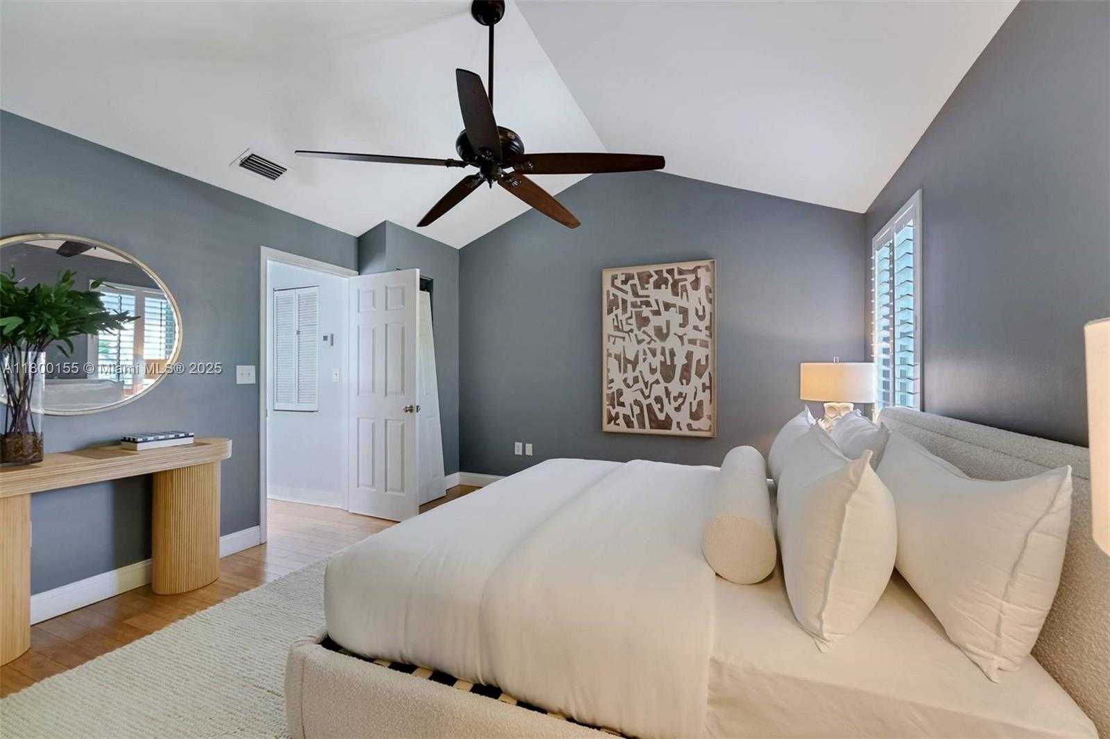 Small Image of 3172 VIRGINIA STREET, Coconut Grove Number 16