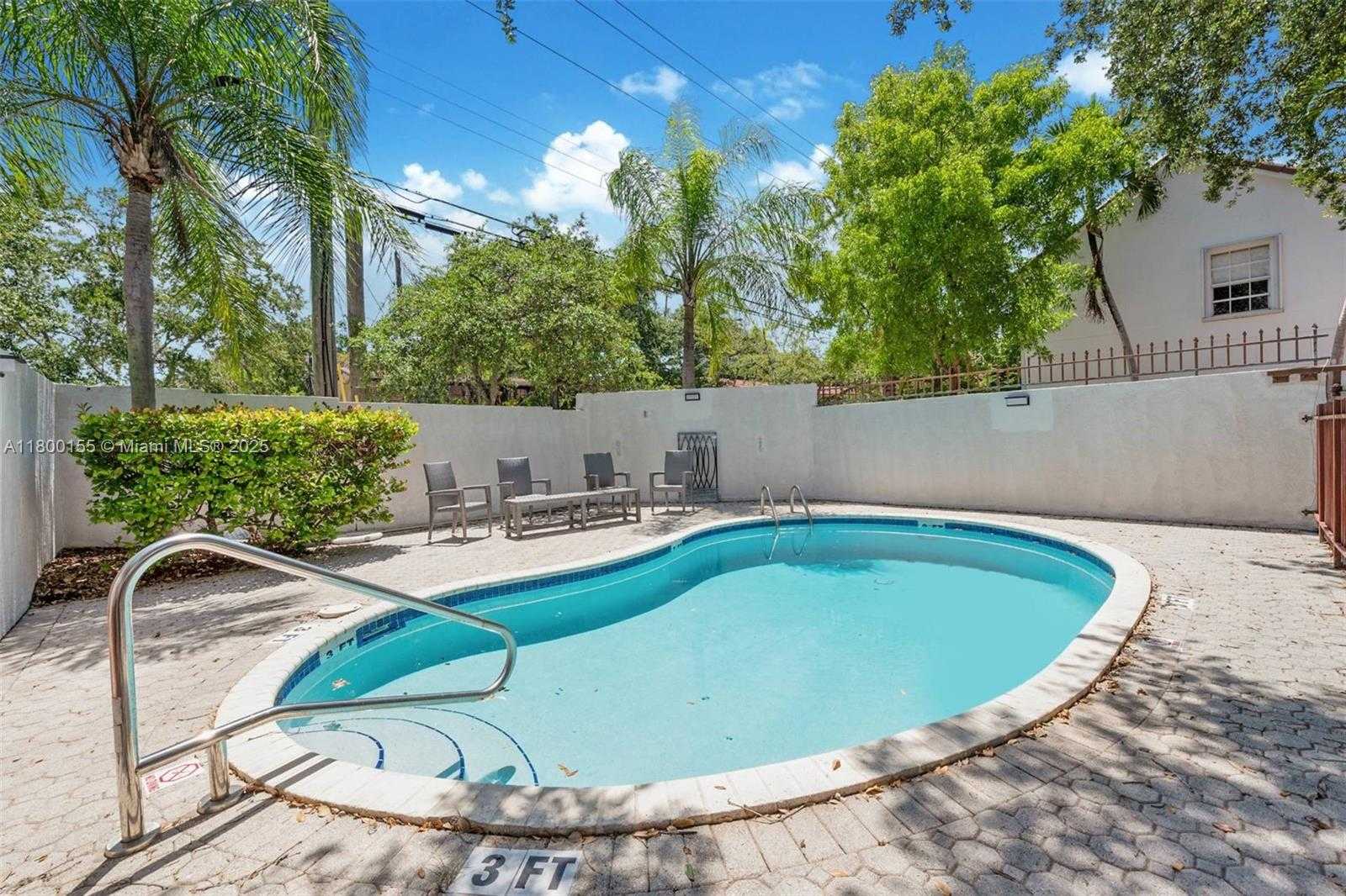 Small Image of 3172 VIRGINIA STREET, Coconut Grove Number 28