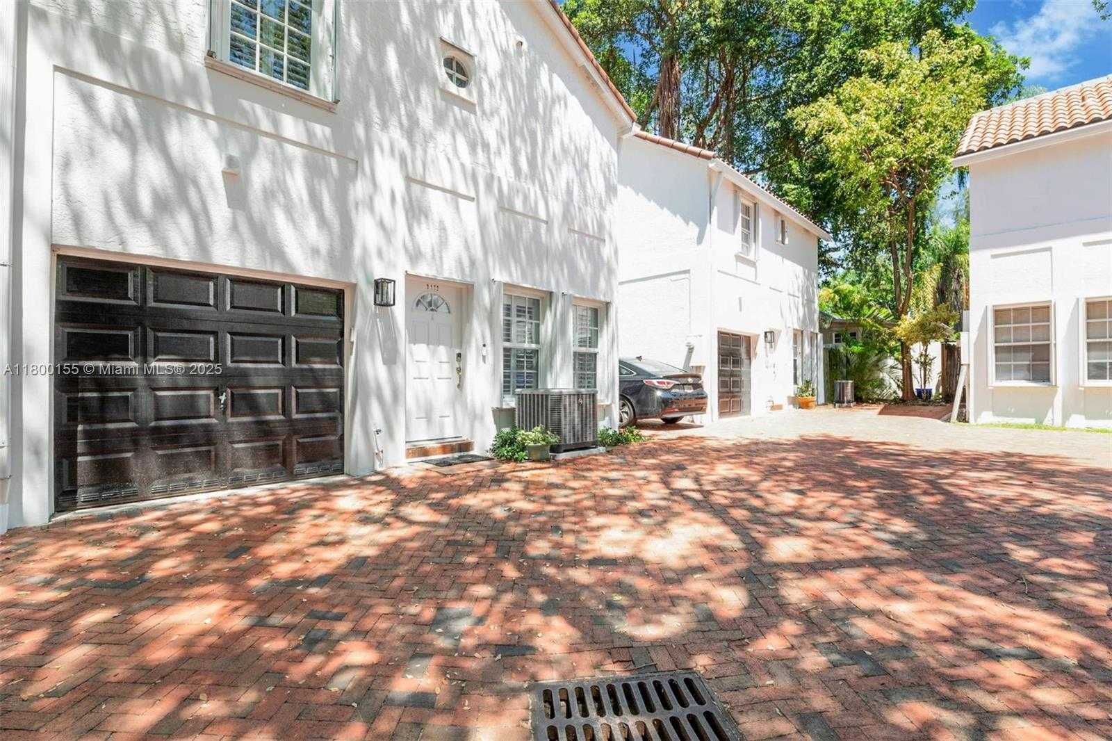 Small Image of 3172 VIRGINIA STREET, Coconut Grove Number 32