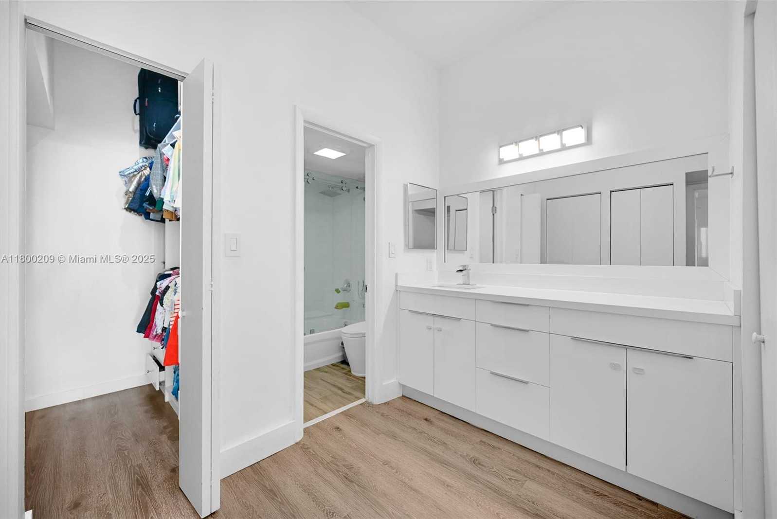 Small Image of 20505 EAST COUNTRY CLUB DR #137, Aventura Number 25