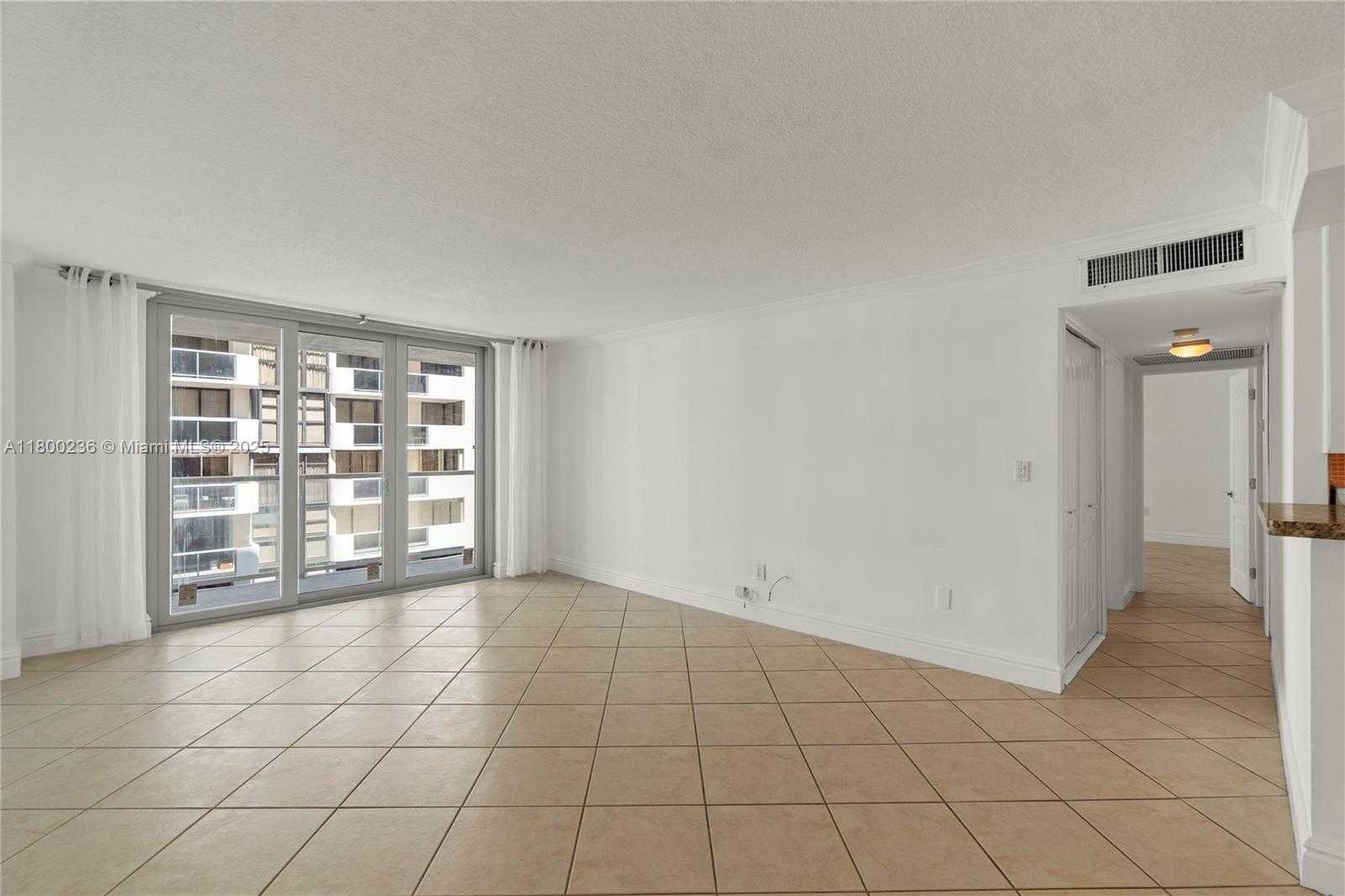 Small Image of 5701 COLLINS AVE #917, Miami Beach Number 12