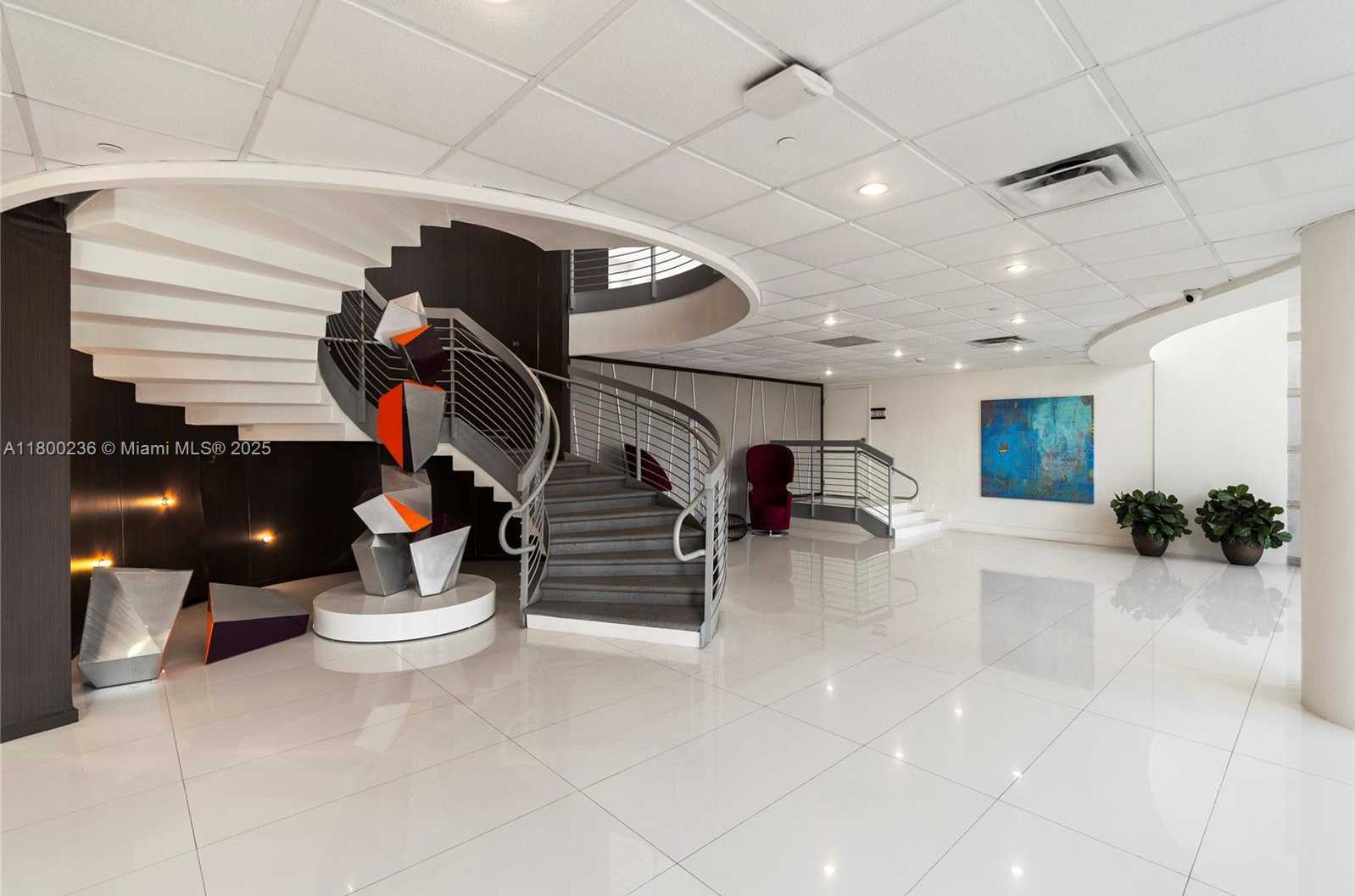Small Image of 5701 COLLINS AVE #917, Miami Beach Number 32
