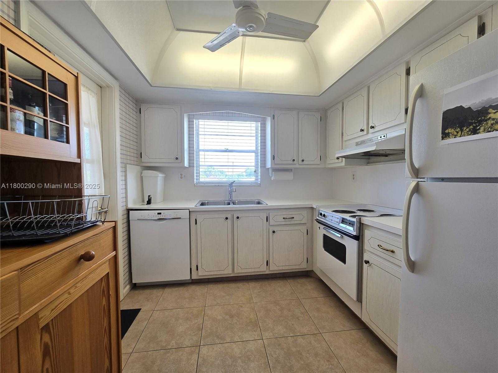 Small Image of 2121 NORTH EAST 68TH ST #210, Fort Lauderdale Number 7