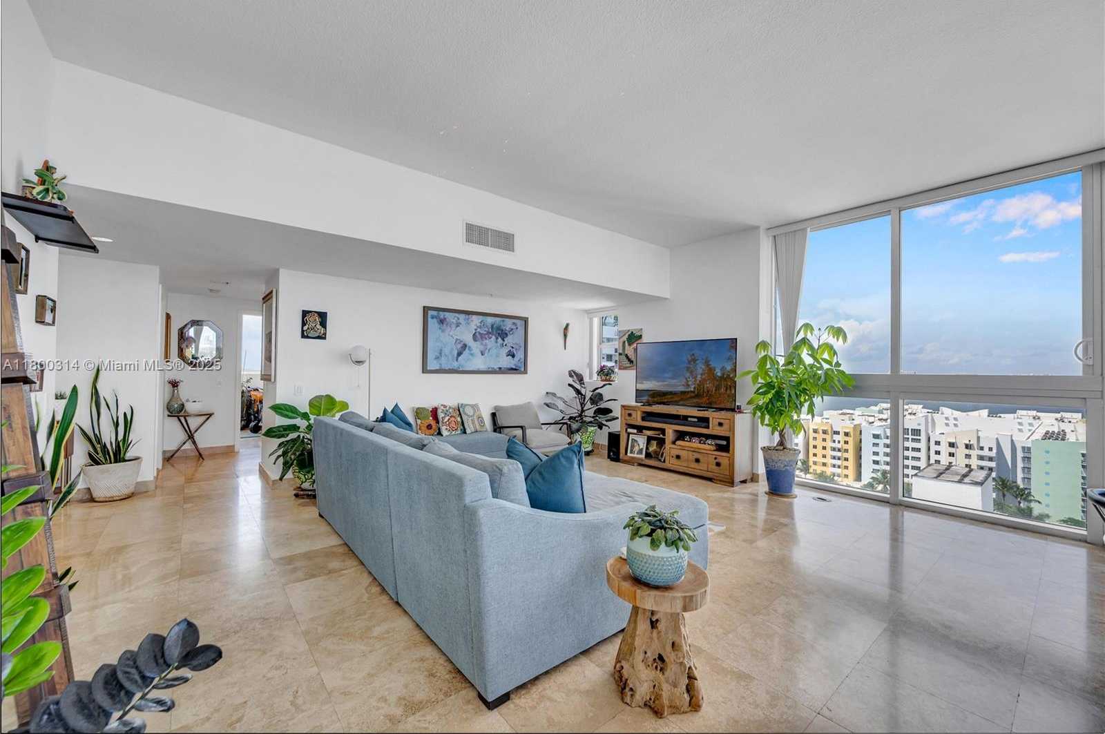 Small Image of 7929 WEST DR #1601, North Bay Village Number 23