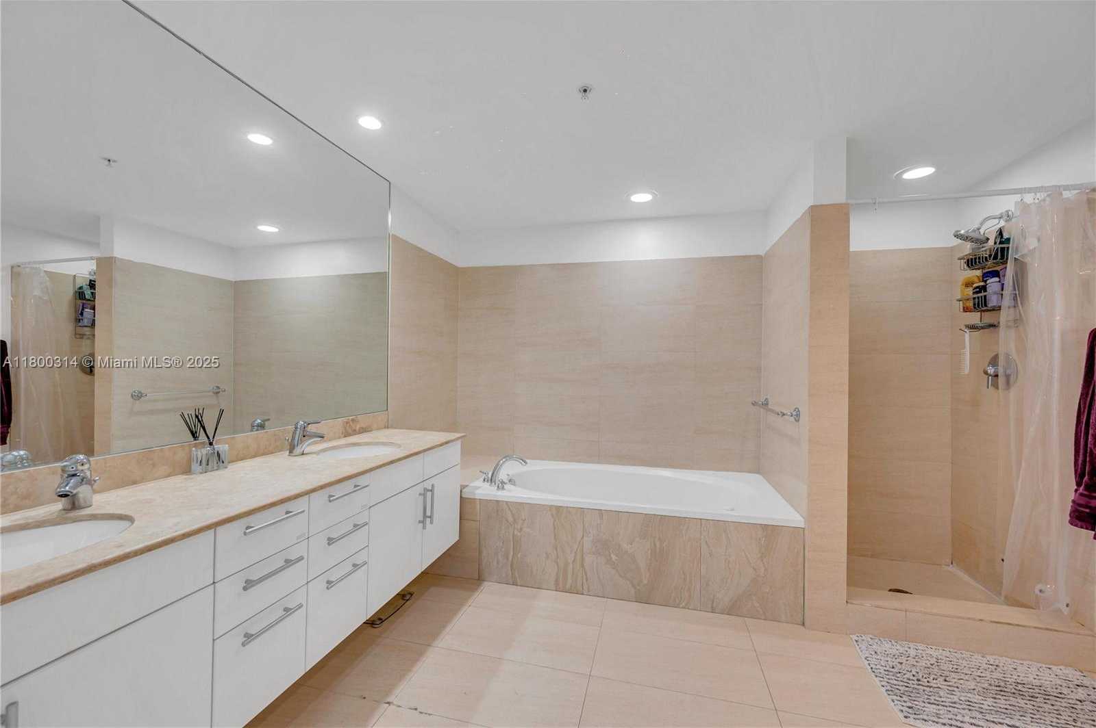 Small Image of 7929 WEST DR #1601, North Bay Village Number 25