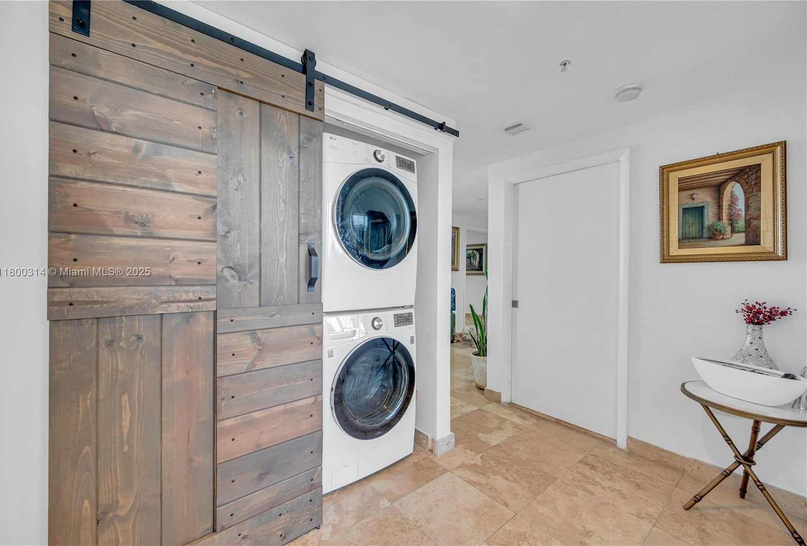 Small Image of 7929 WEST DR #1601, North Bay Village Number 38