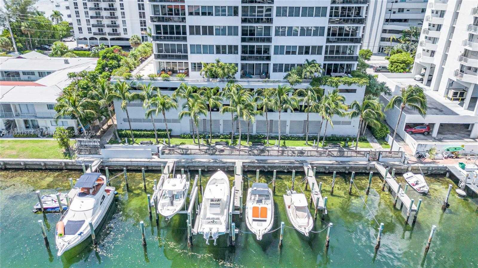 Small Image of 7929 WEST DR #1601, North Bay Village Number 40
