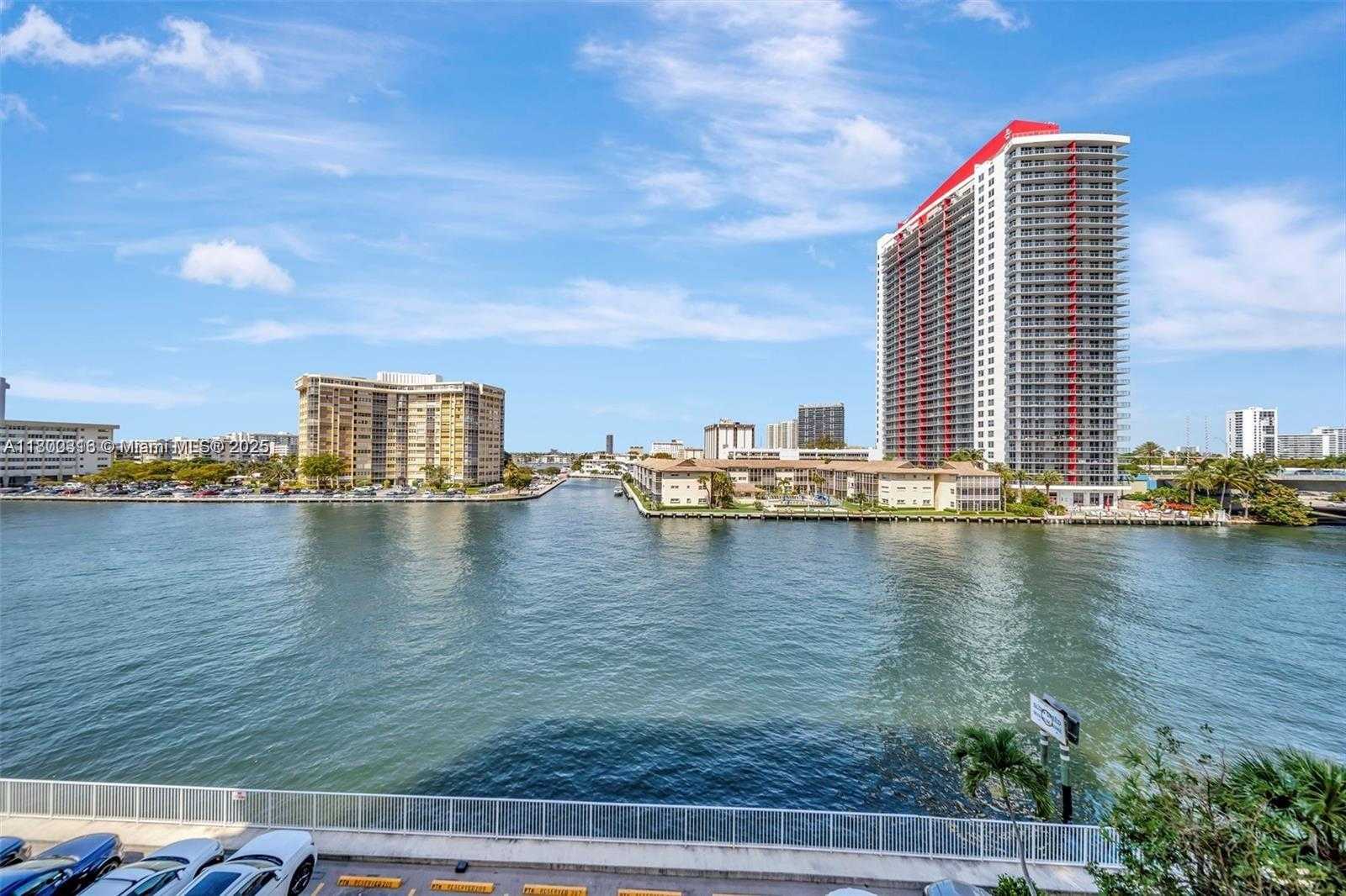Small Image of 1833 #1708, Hallandale Beach Number 29
