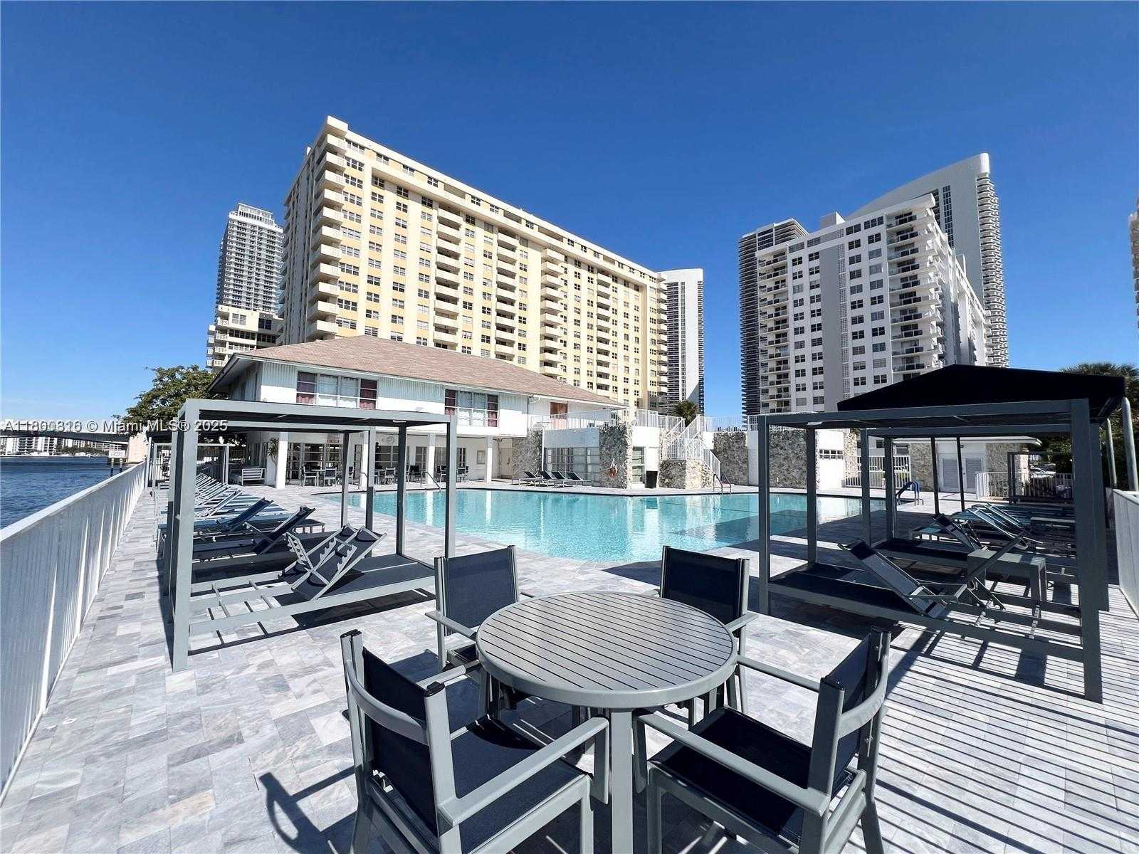 Small Image of 1833 #1708, Hallandale Beach Number 42