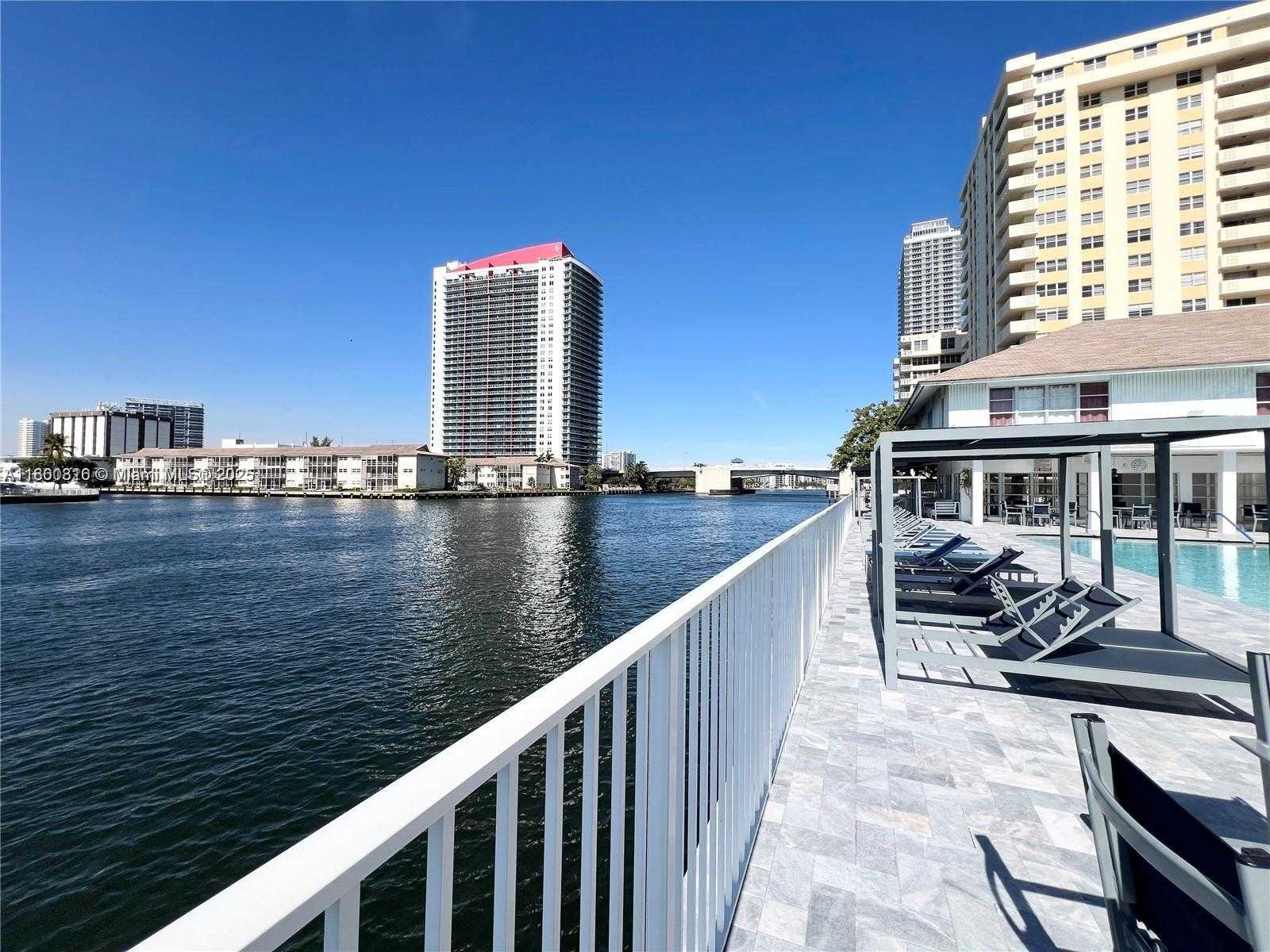 Small Image of 1833 #1708, Hallandale Beach Number 43