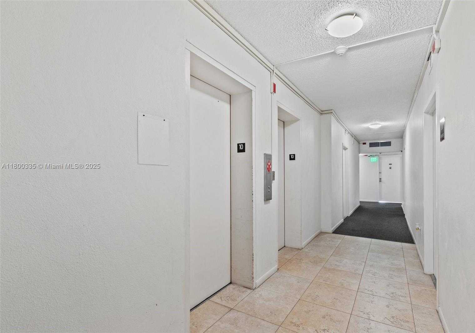 Small Image of 6900 BAY DR #10I, Miami Beach Number 3