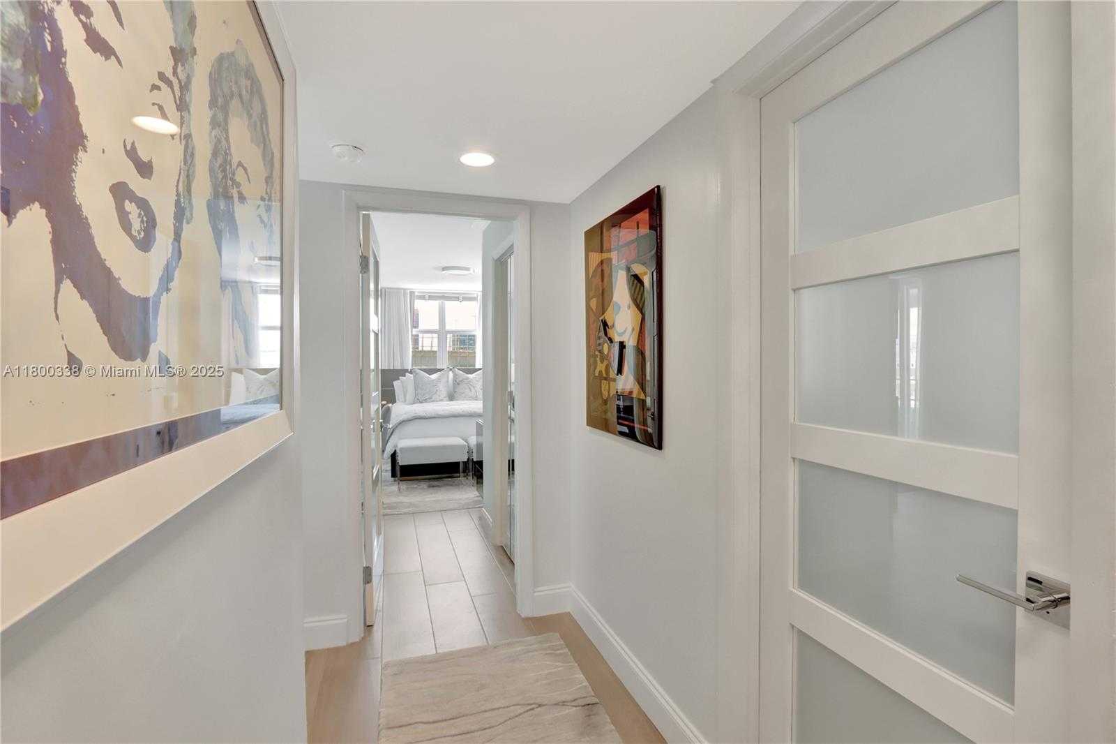 Small Image of 720 COLLINS AVE #PH1, Miami Beach Number 11