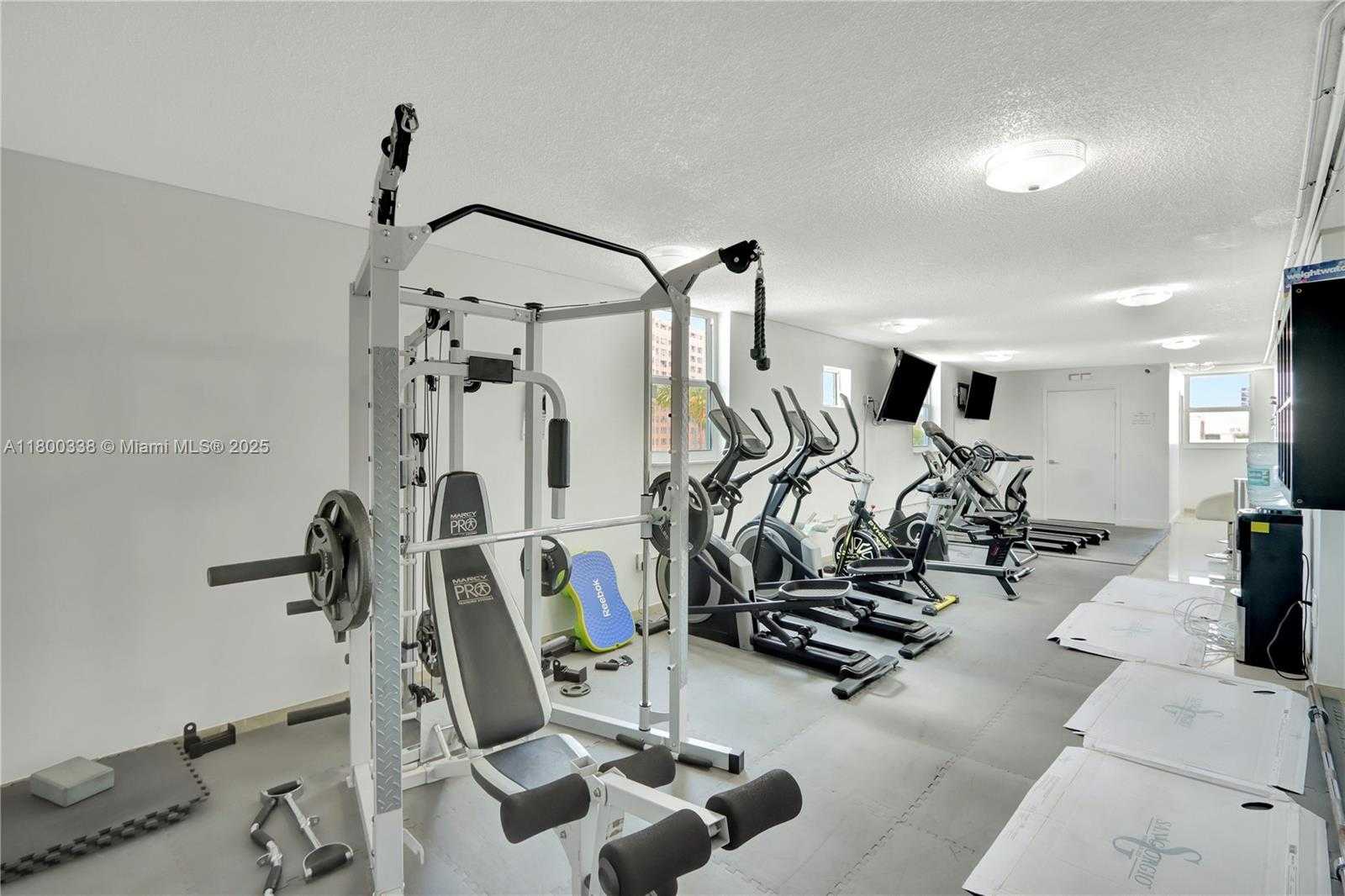 Small Image of 720 COLLINS AVE #PH1, Miami Beach Number 24