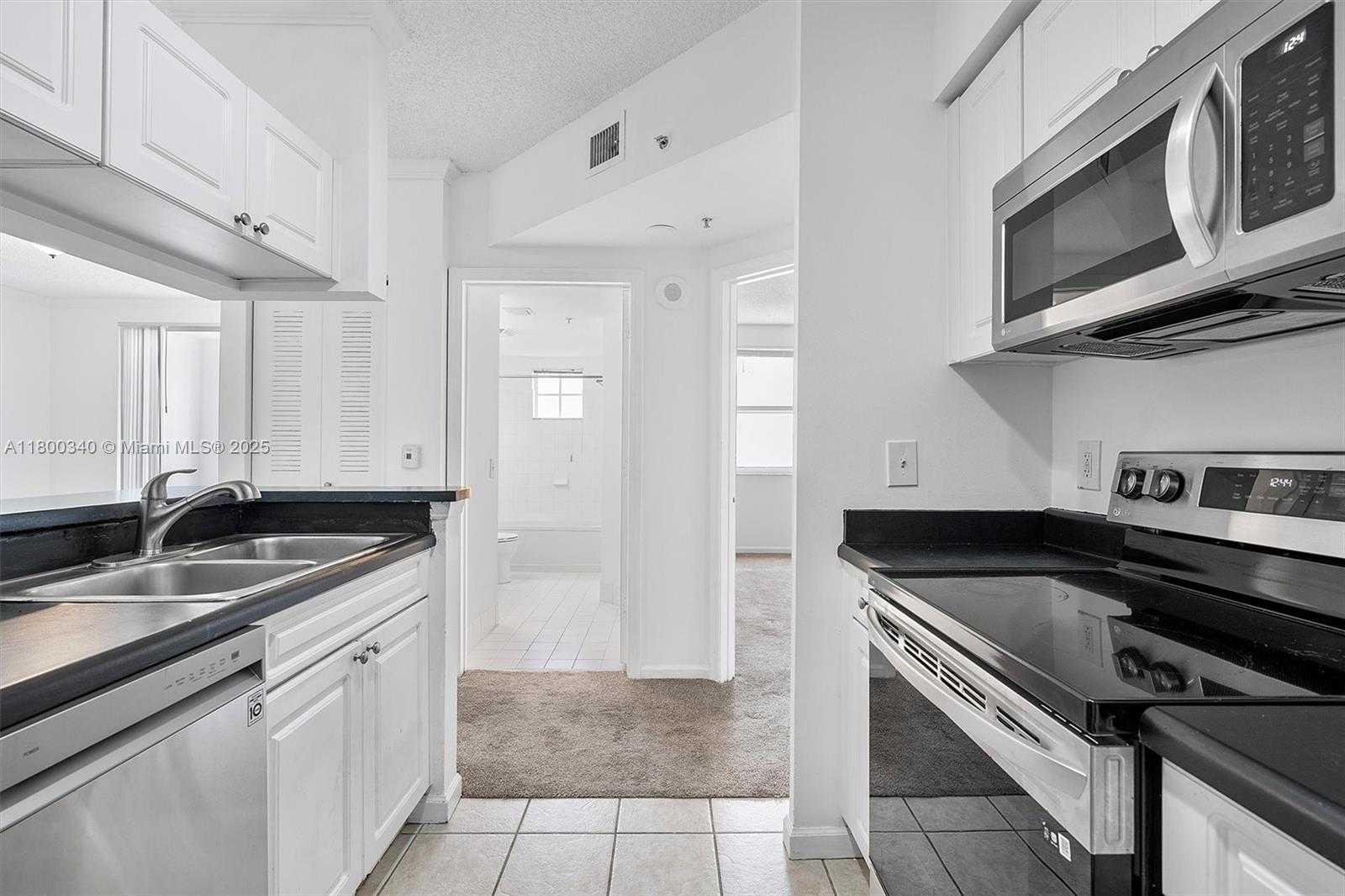 Small Image of 17150 NORTH BAY RD #2619, Sunny Isles Beach Number 12