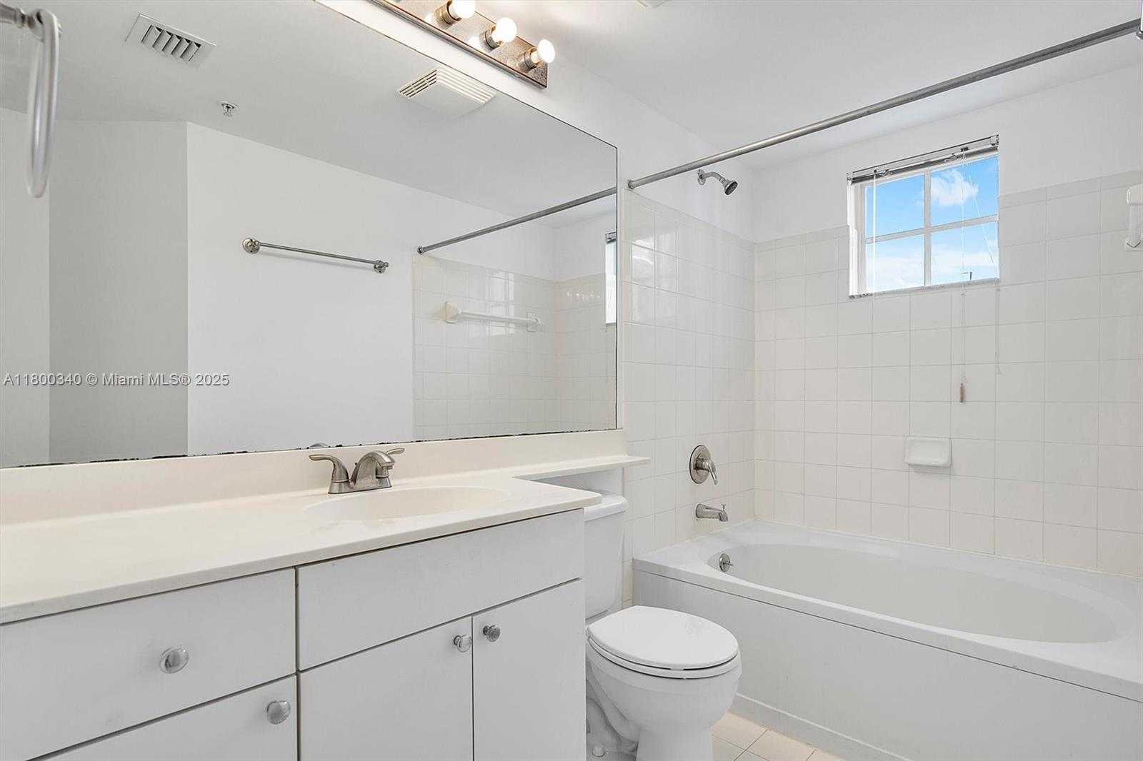 Small Image of 17150 NORTH BAY RD #2619, Sunny Isles Beach Number 13