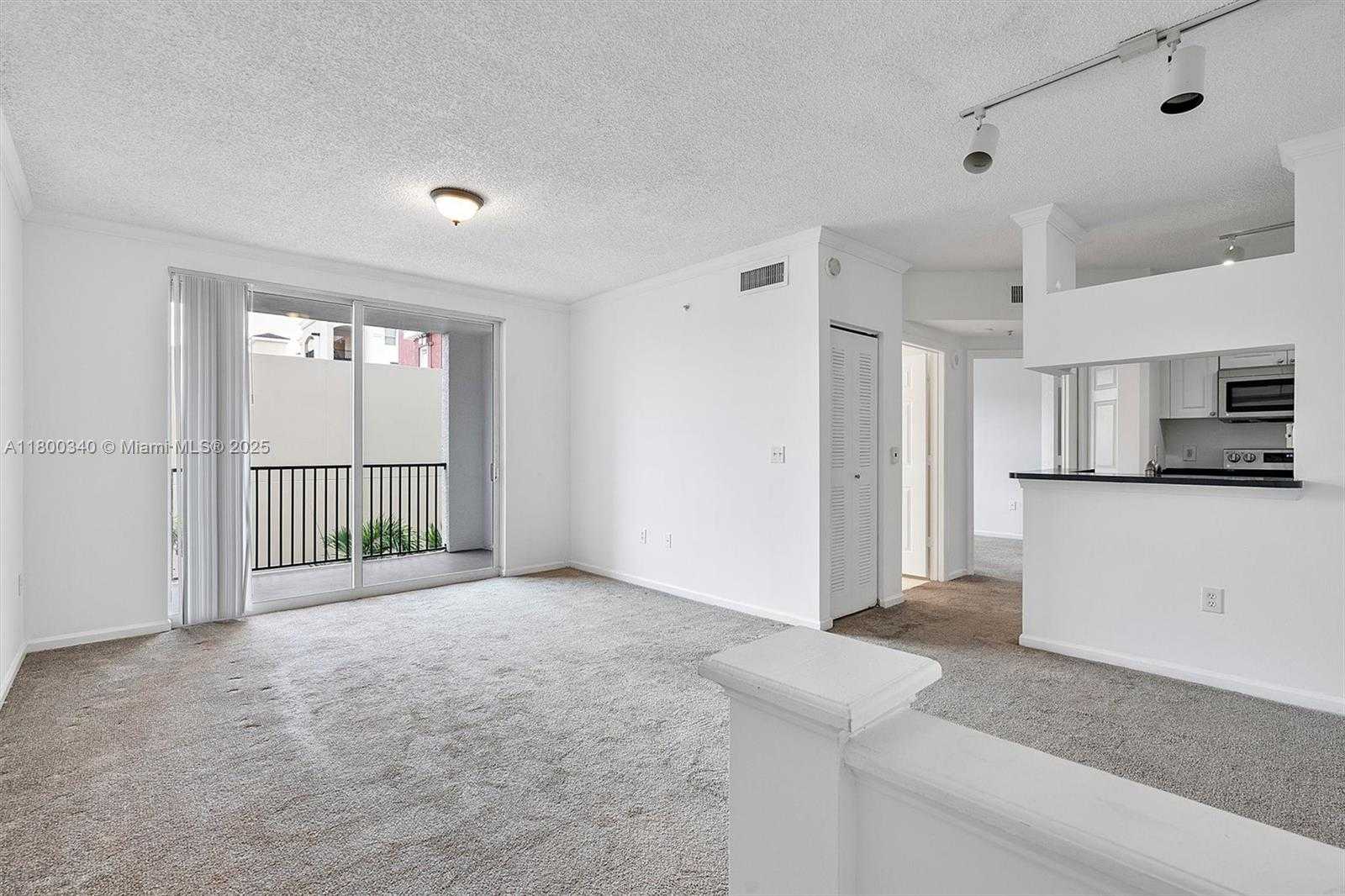 Small Image of 17150 NORTH BAY RD #2619, Sunny Isles Beach Number 5