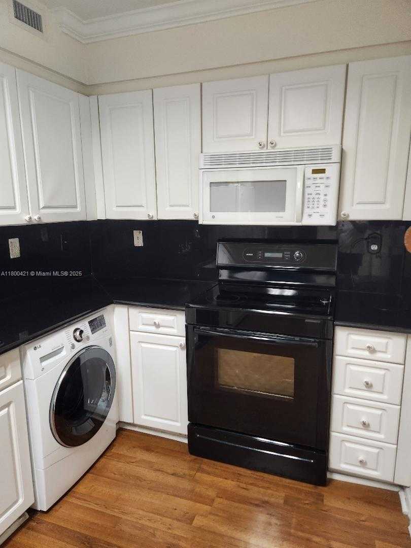 Small Image of 2501 SOUTH OCEAN DR #723, Hollywood Number 7