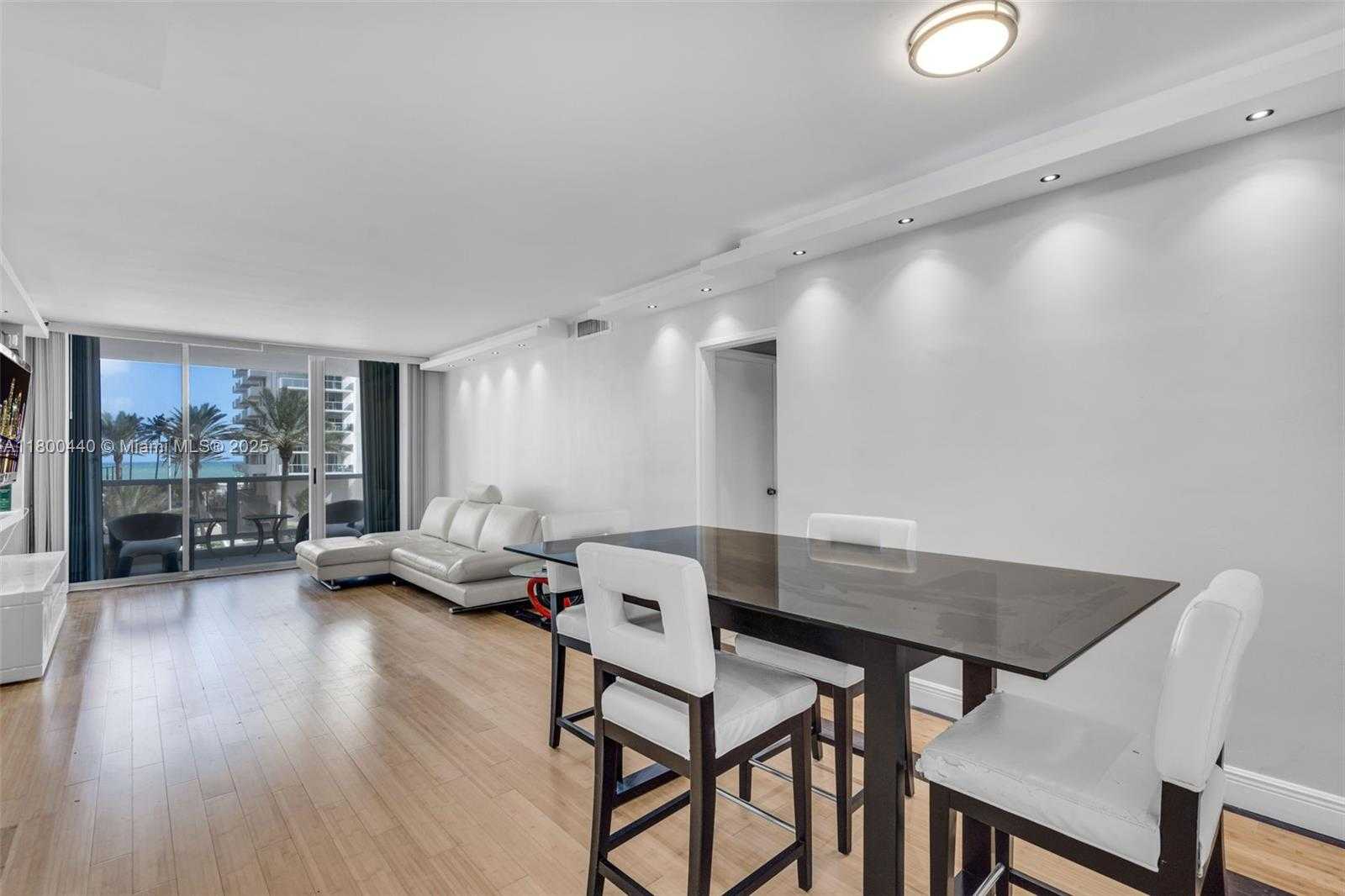 Small Image of 5700 COLLINS AVE #4A, Miami Beach Number 2