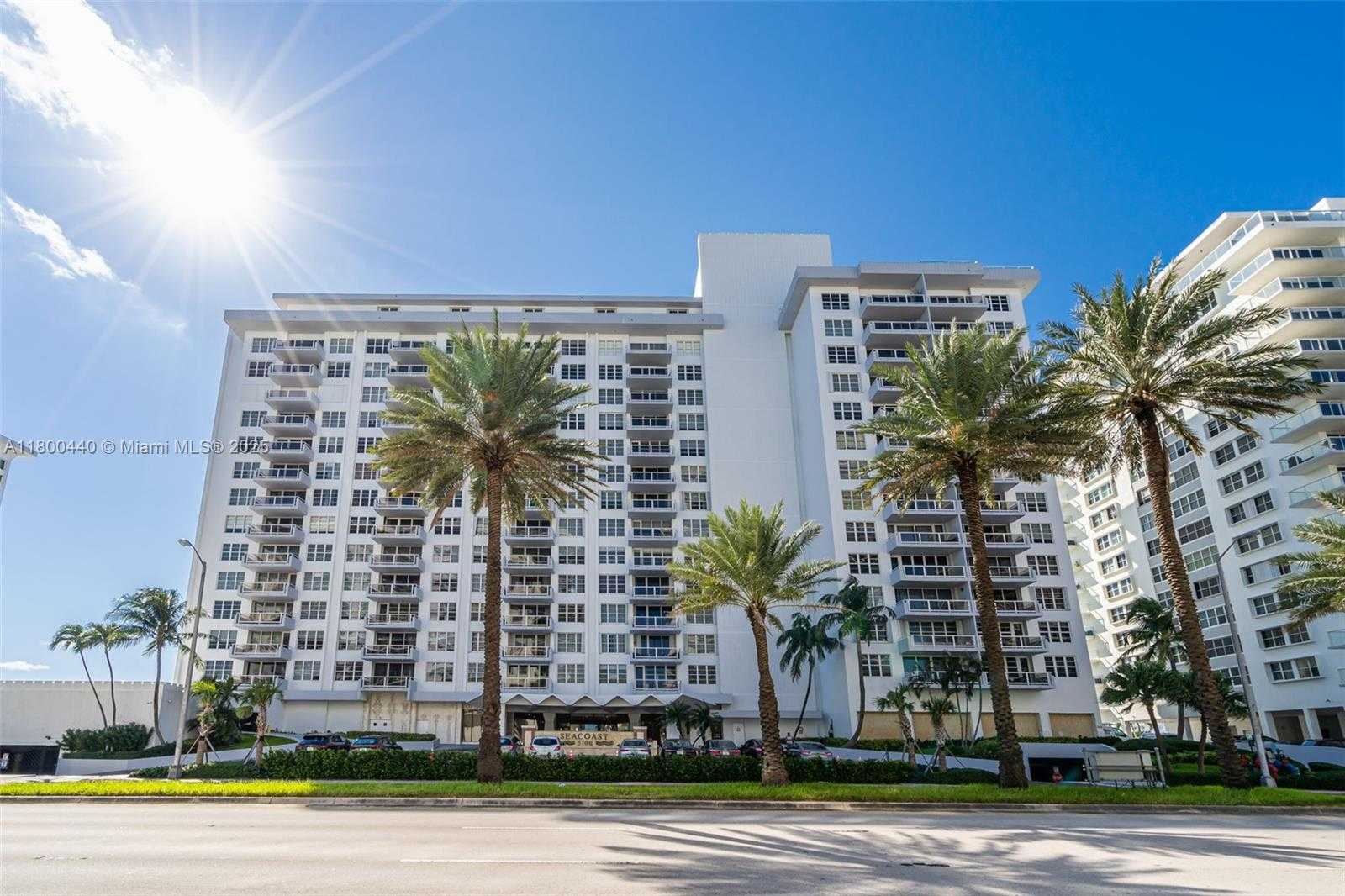 Small Image of 5700 COLLINS AVE #4A, Miami Beach Number 23