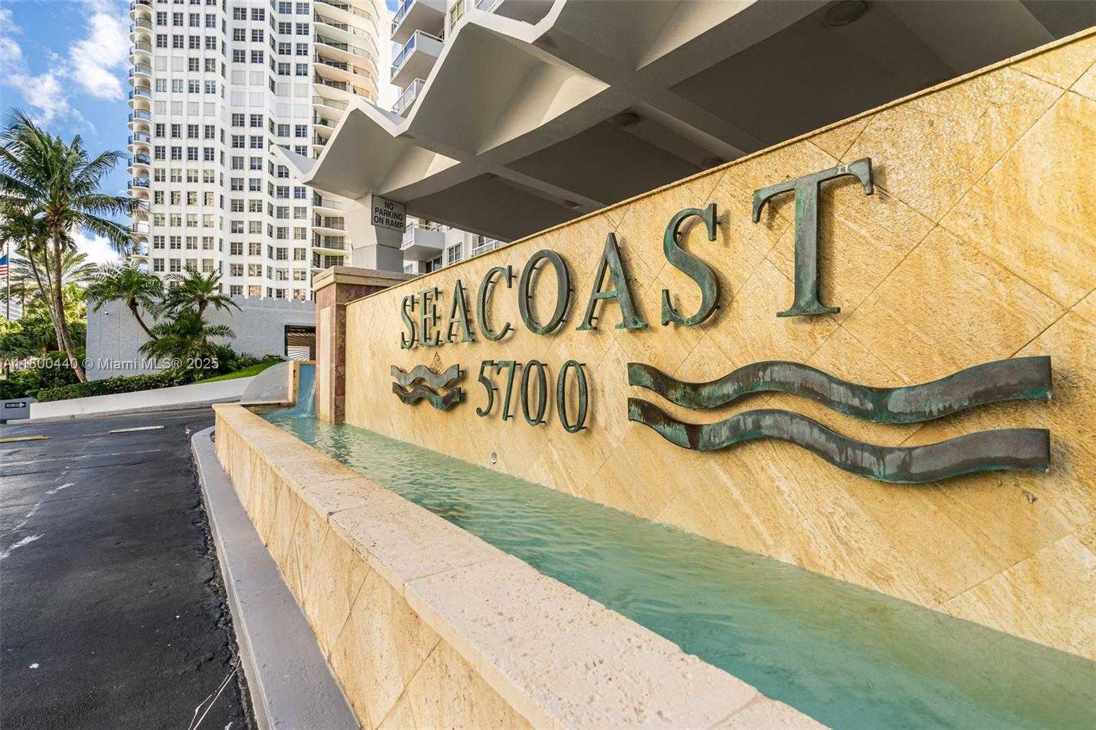 Small Image of 5700 COLLINS AVE #4A, Miami Beach Number 24