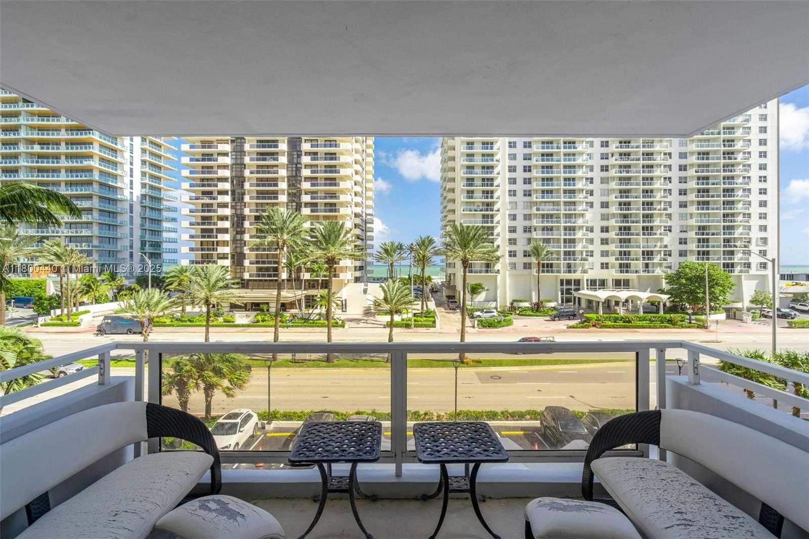 Small Image of 5700 COLLINS AVE #4A, Miami Beach Number 7