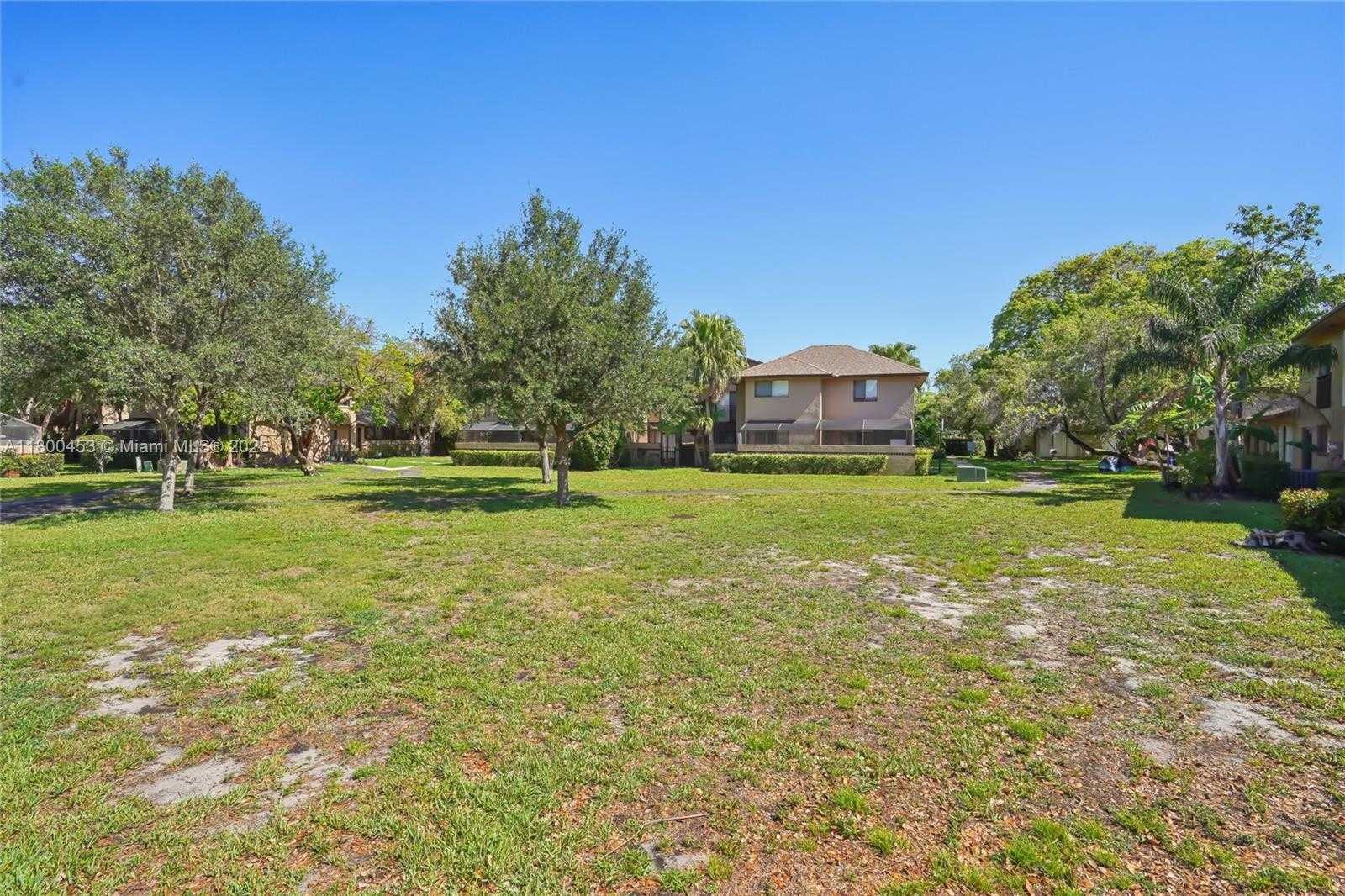 Small Image of 2323 NORTH WEST 37TH AVE, Coconut Creek Number 36