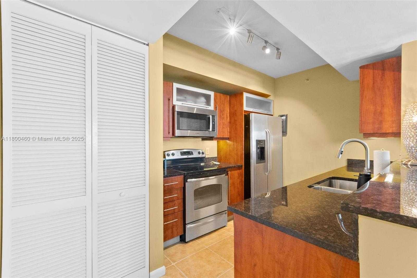 Small Image of 7350 SOUTH WEST 89TH ST #1702S, Miami Number 6