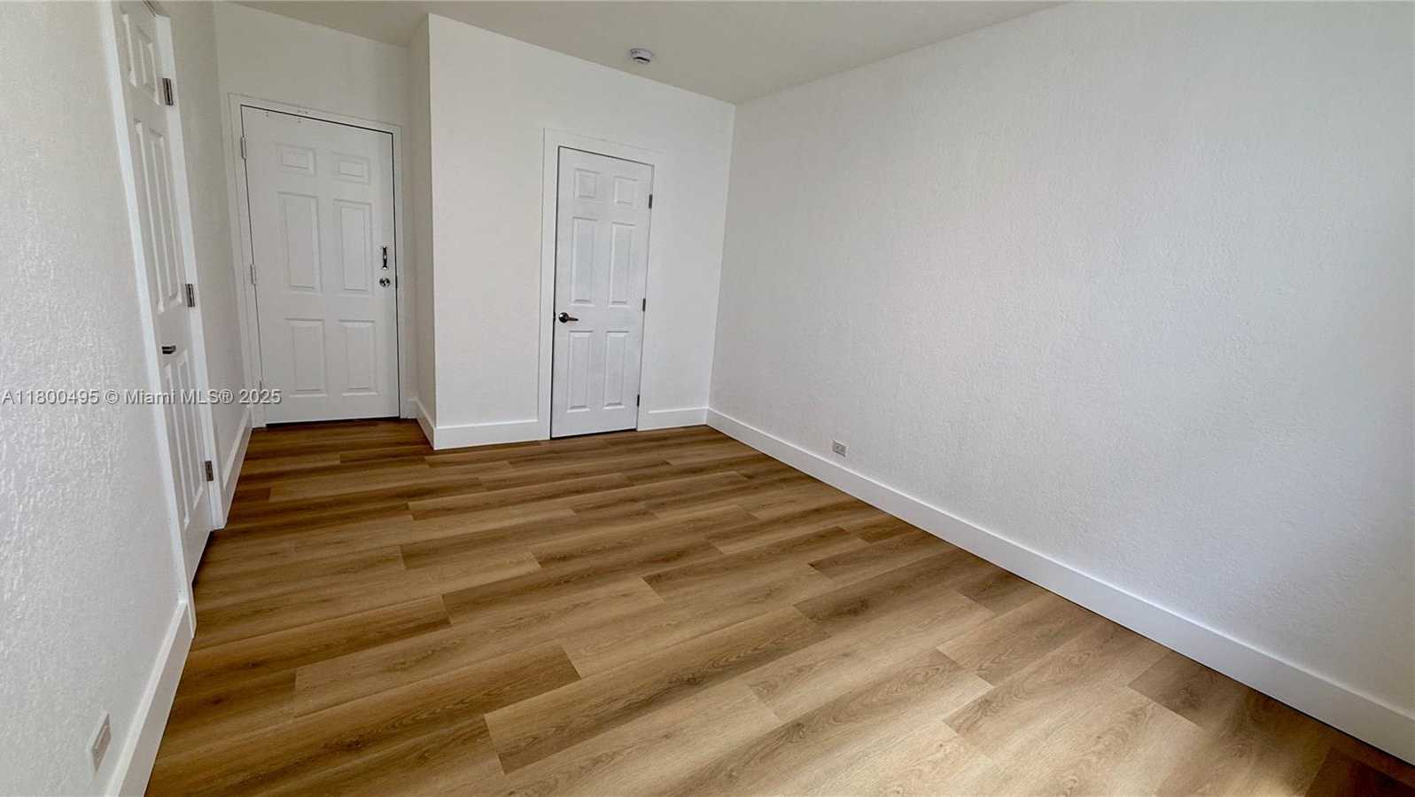 Small Image of 7334 HARDING AVE #3, Miami Beach Number 13