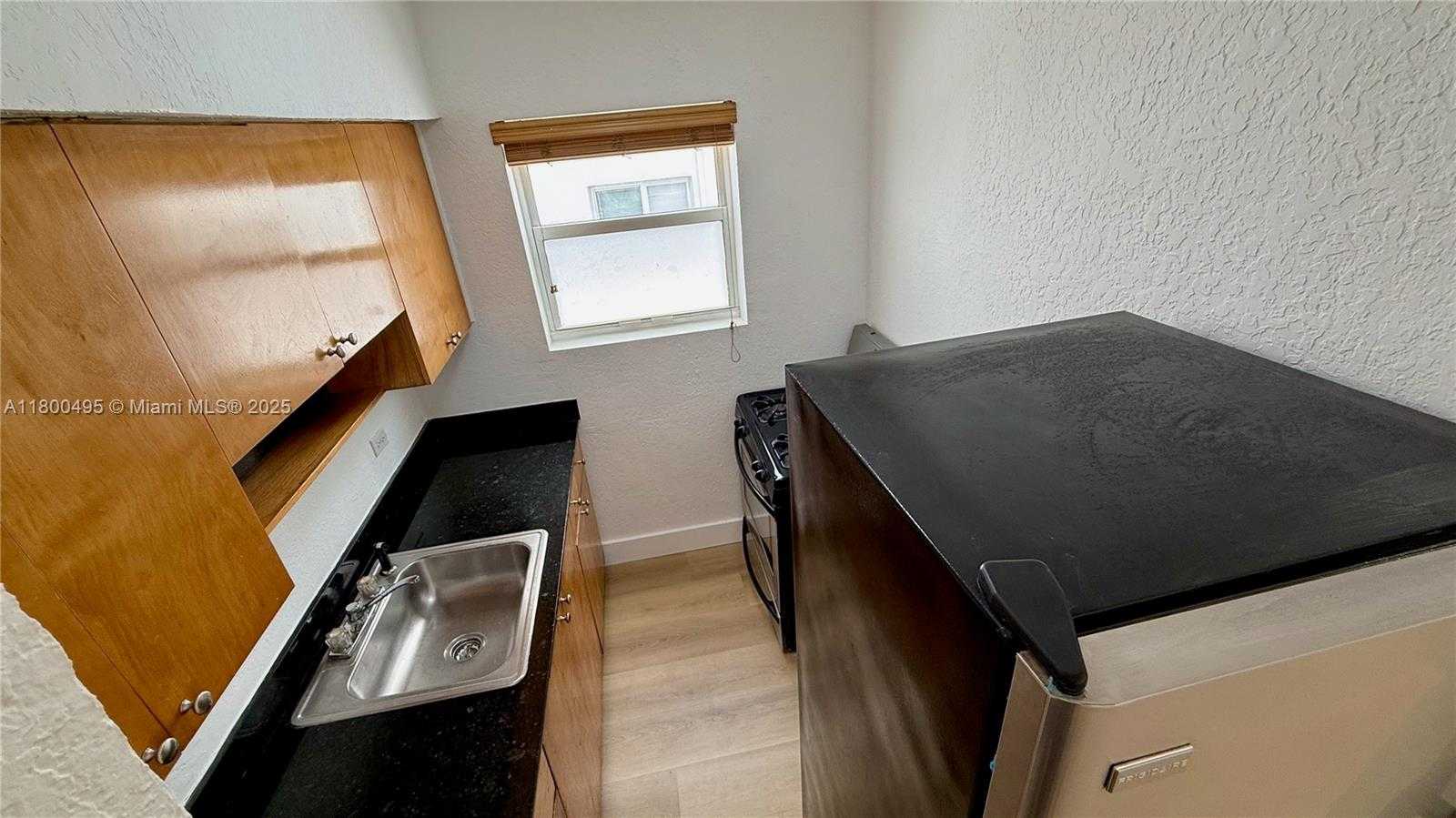 Small Image of 7334 HARDING AVE #3, Miami Beach Number 14