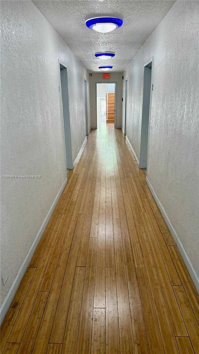 Small Image of 7334 HARDING AVE #3, Miami Beach Number 23